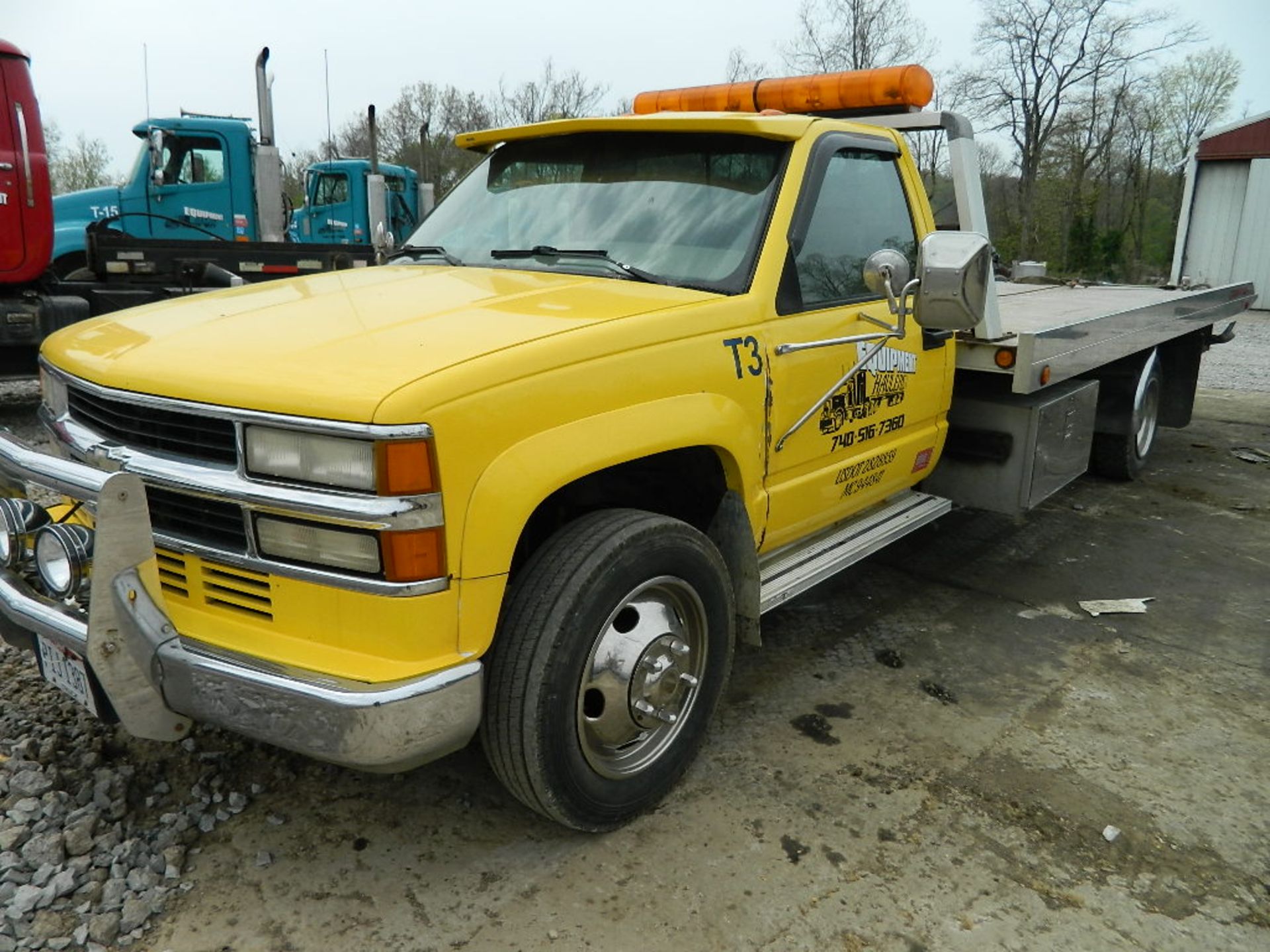 1995 CHEVROLET CHEYENNE ROLLBACK TRUCK, VIN# 1GBKC34N95J111753, GAS 454 ENGINE, 5-SPEED, 19'