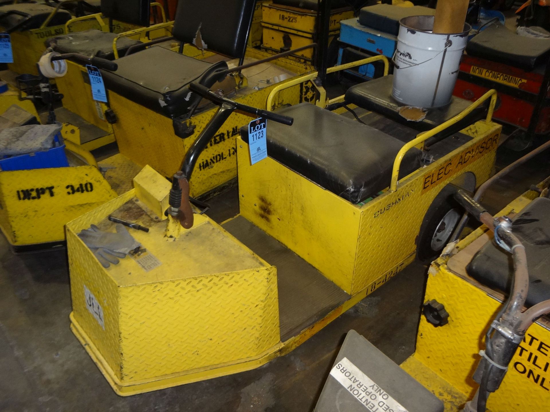 CUSHMAN 3-WHEEL ELECTRIC MAINTENANCE CART