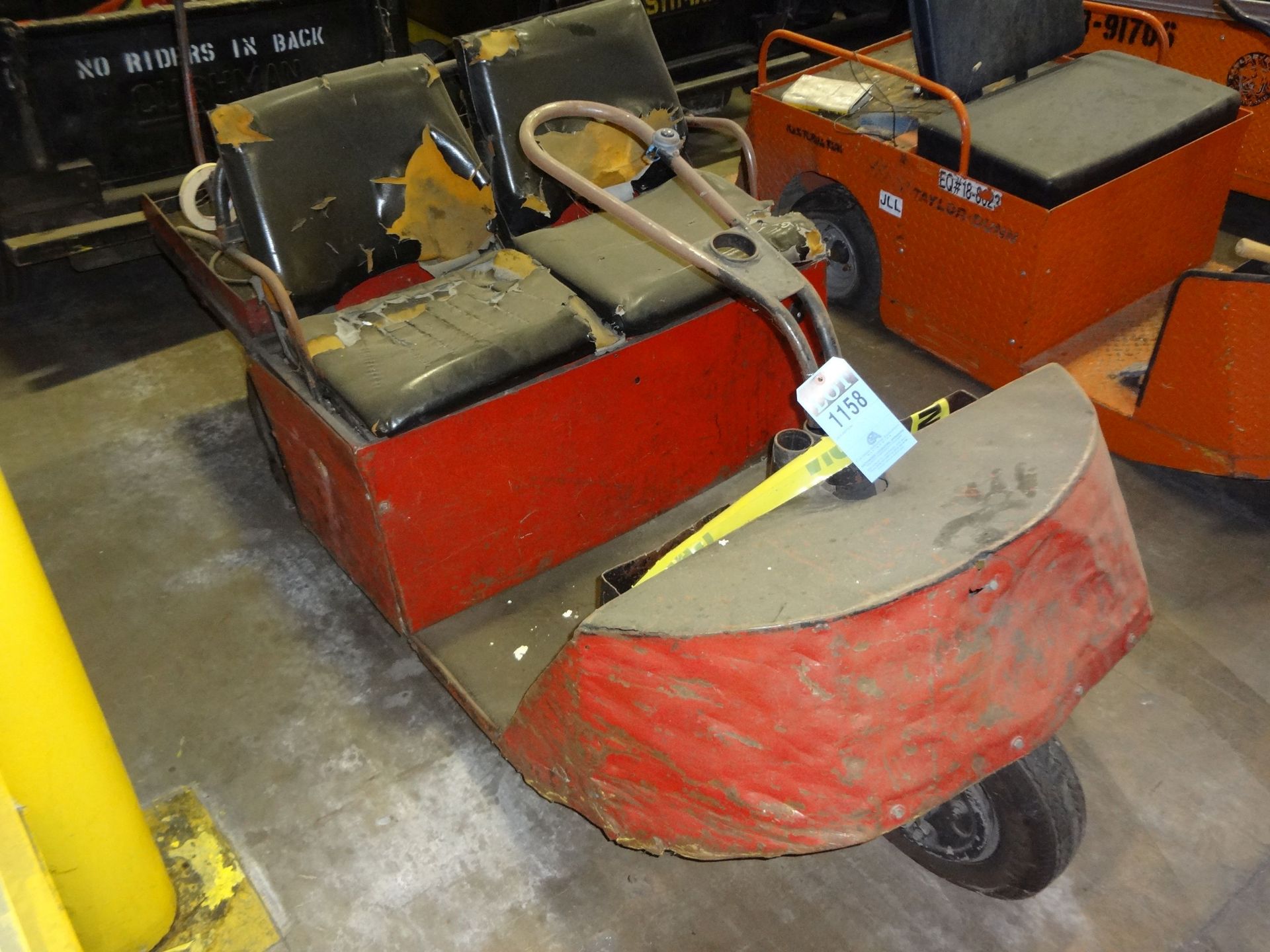 TAYLOR DUNN 3-WHEEL ELECTRIC MAINTENANCE CART