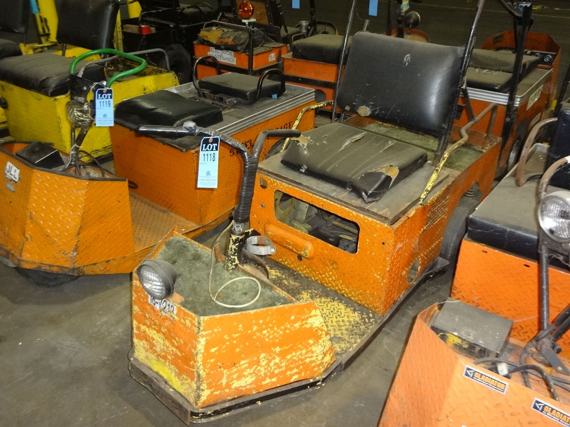 CUSHMAN 3-WHEEL ELECTRIC MAINTENANCE CART