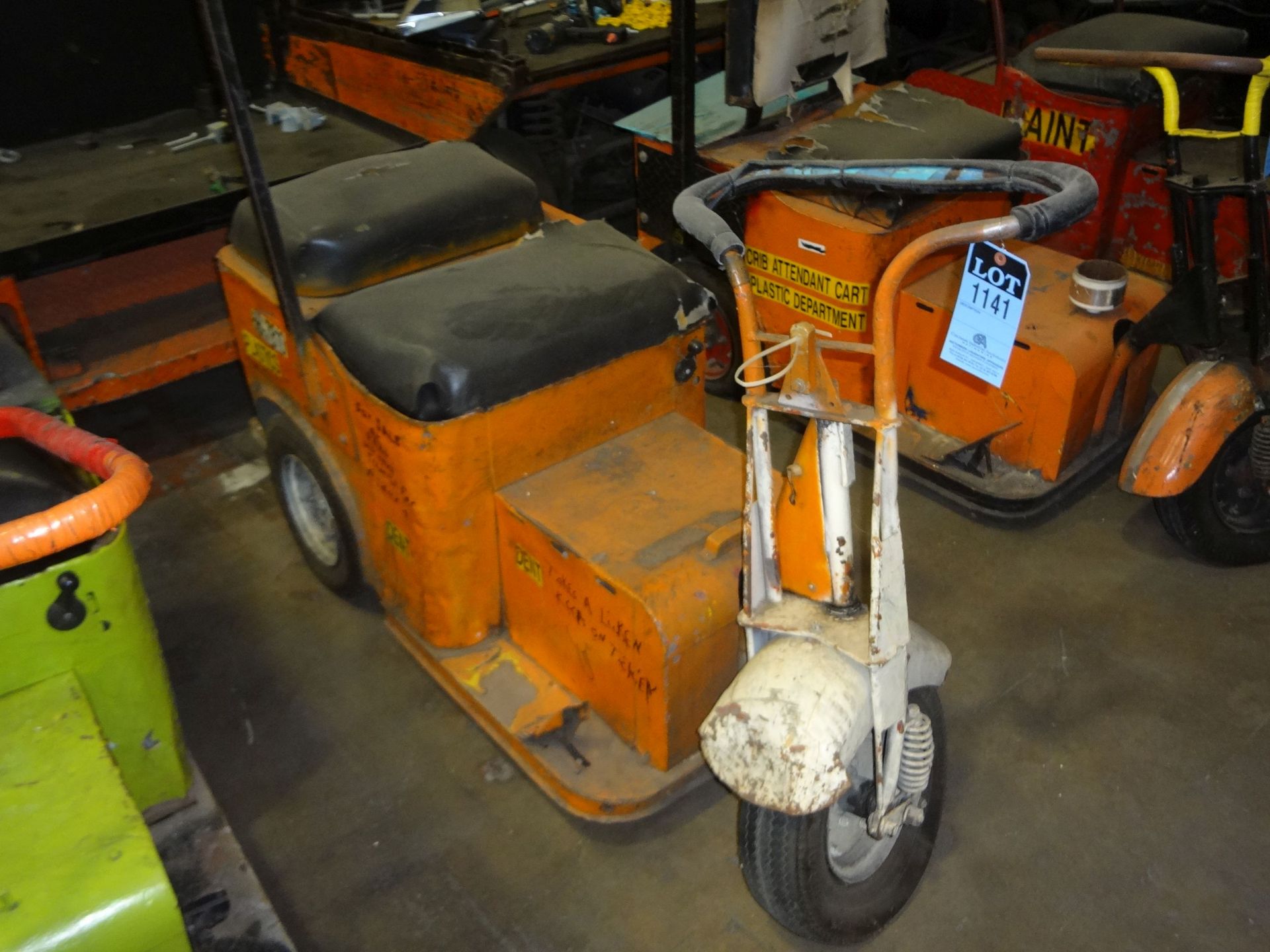 CUSHMAN 3-WHEEL ELECTRIC MAINTENANCE CART