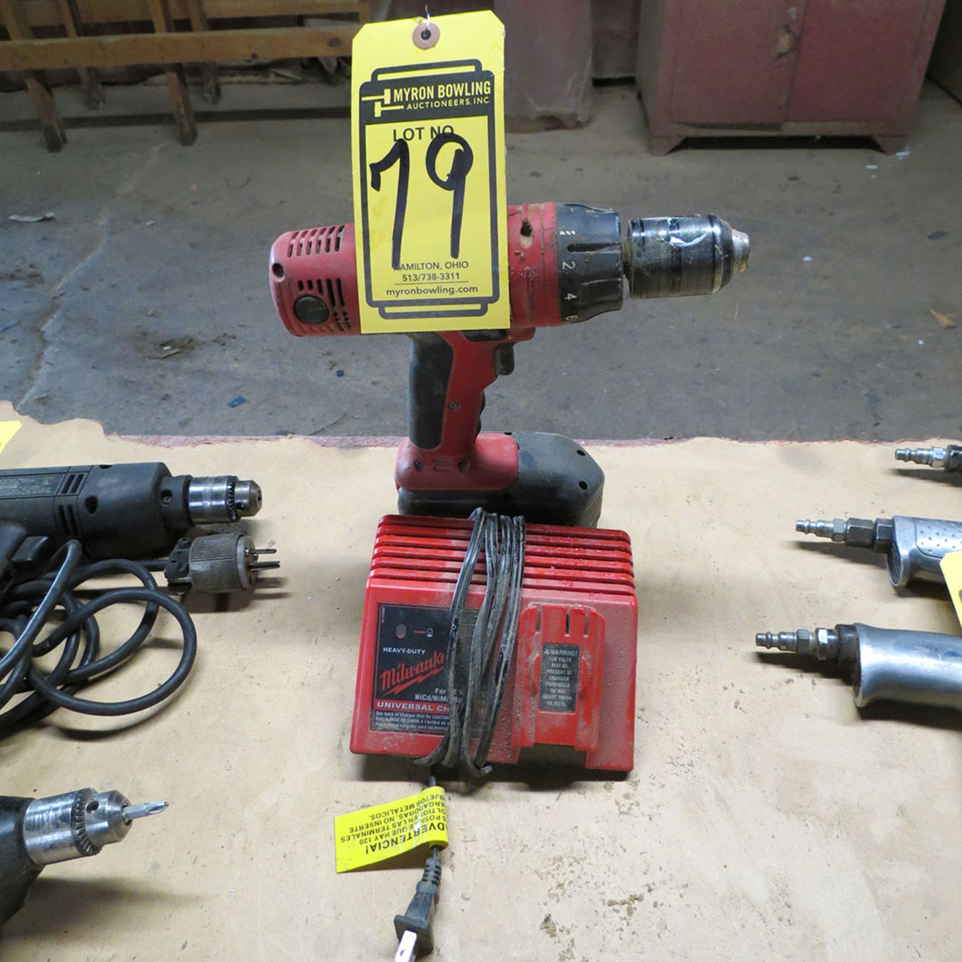 MILWAUKEE CORDLESS DRILL; 18-VOLTS, 1,800 RPM, CHARGER INCLUDED