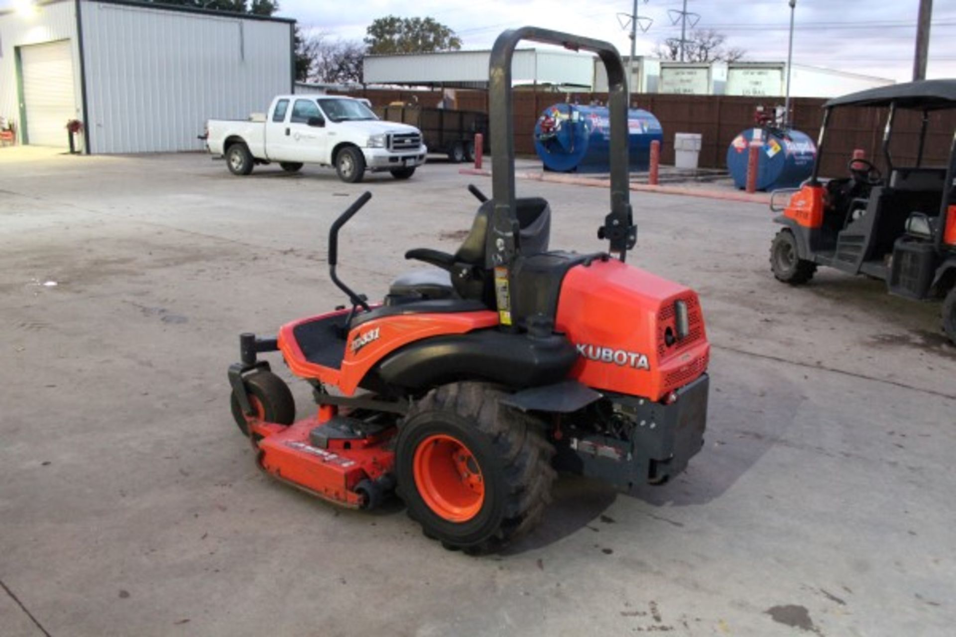 Kubota ZD331 Zero Turn Mower, M# ZD331LP, S/N 10342, 2,226 Hours - Image 4 of 7