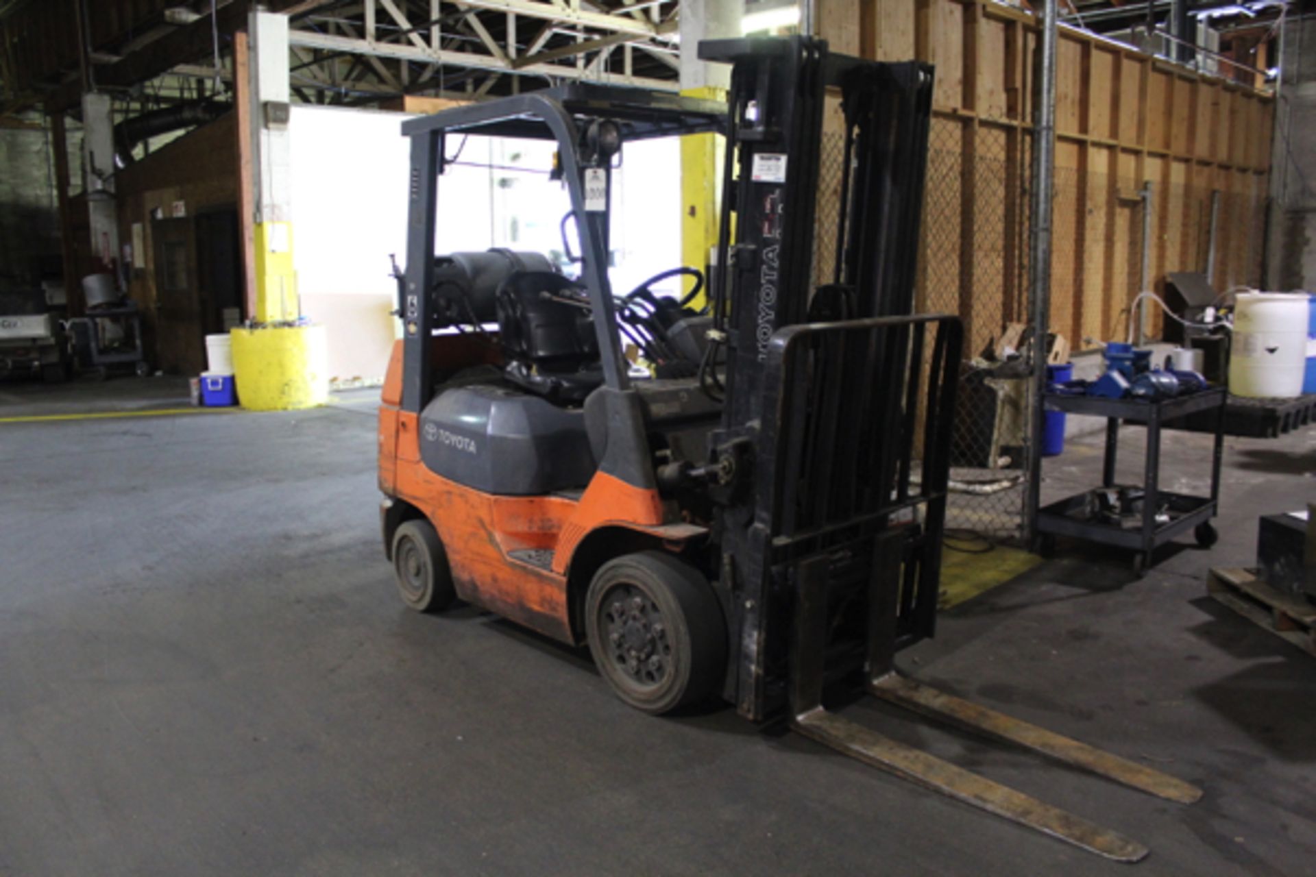 Toyota 4900 lb. Forklift, M# 7FGCU25, S/N 70350, Side Shift