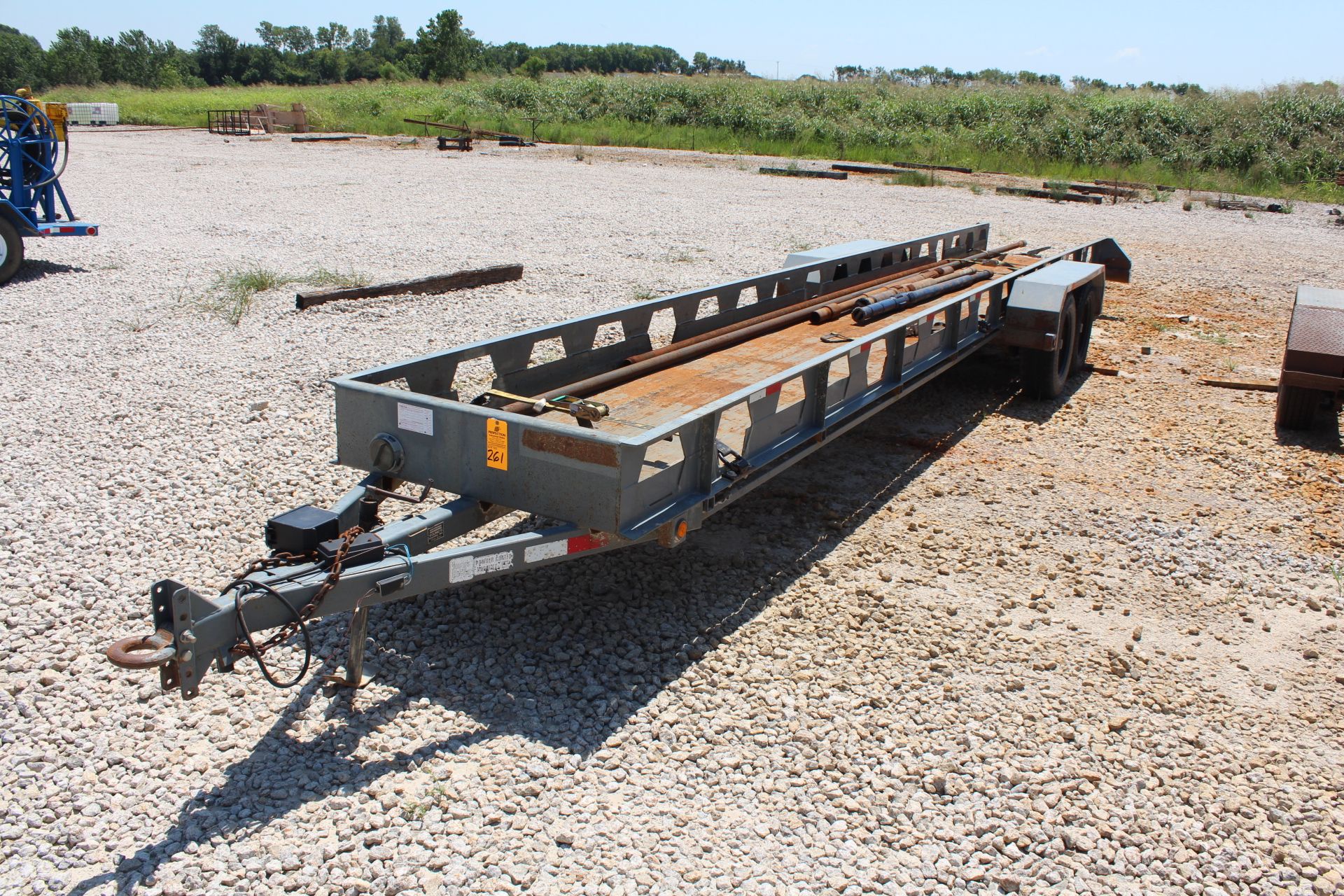 Young's Welding 30' Tandem Axle Bumper Pull Pipe Trailer, VIN: 5EPU03020B1604960, (2011), 45" Wide