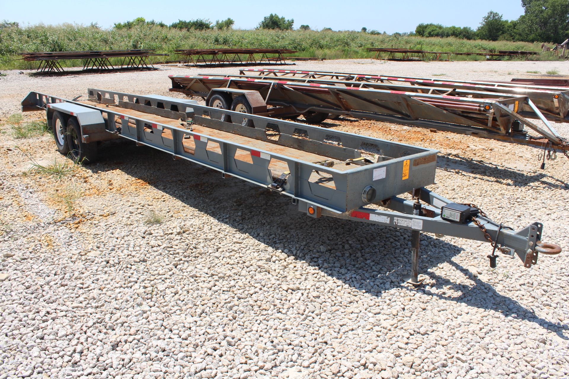 Young's Welding 30' Tandem Axle Bumper Pull Pipe Trailer, VIN: 5EPU03020B1604960, (2011), 45" Wide - Image 2 of 4