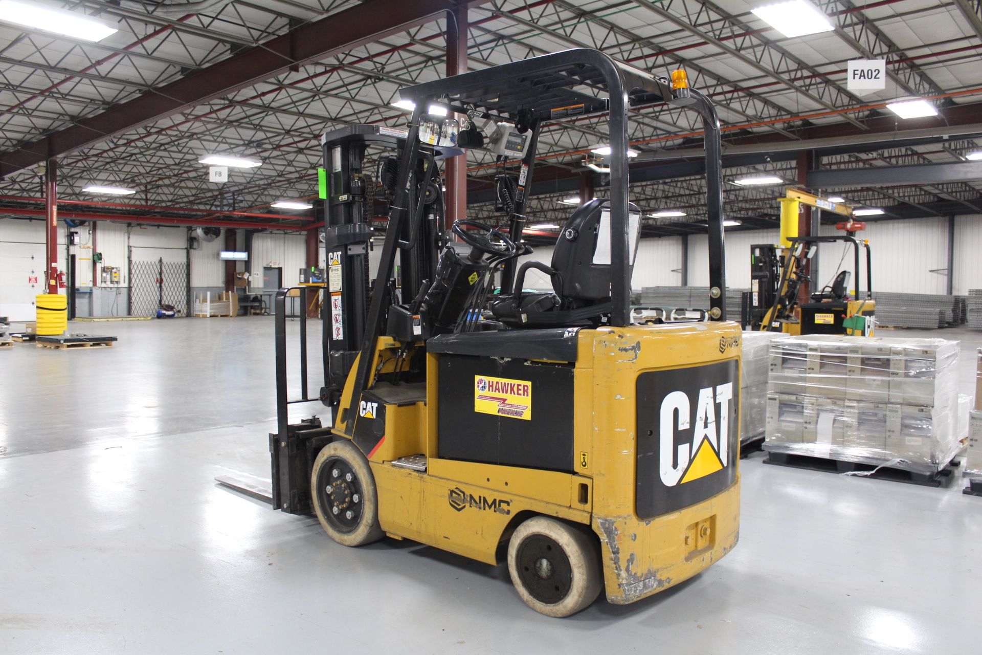 Caterpillar Model E5000-AC 4,450 Lb. Capacity Electric Forklift, S/N A4EC241381, Sit-Down Rider, - Image 4 of 4