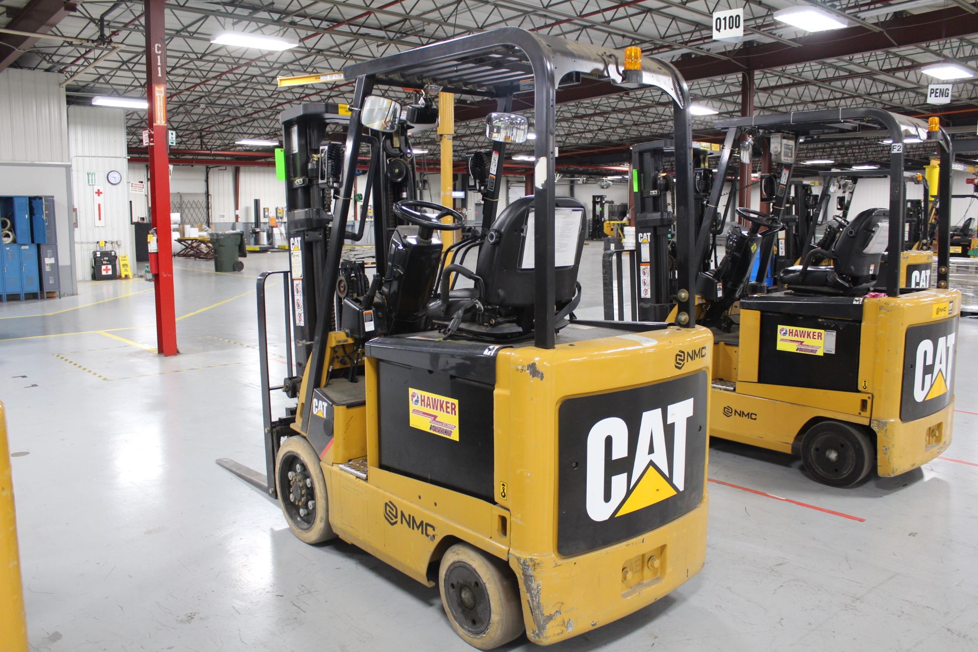 Caterpillar Model E5000-AC 4,450 Lb. Capacity Electric Forklift, S/N A4EC241379, Sit-Down Rider, - Image 4 of 4