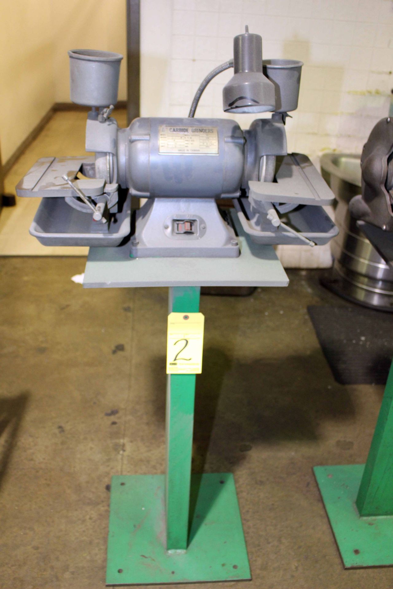 DOUBLE END CARBIDE GRINDER, 6â€, w/tilting table