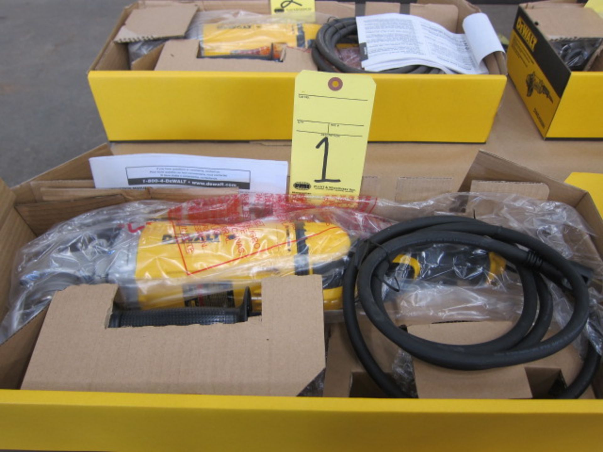 ANGLE GRINDER, DEWALT 9", Mdl. DWE4559N (new)