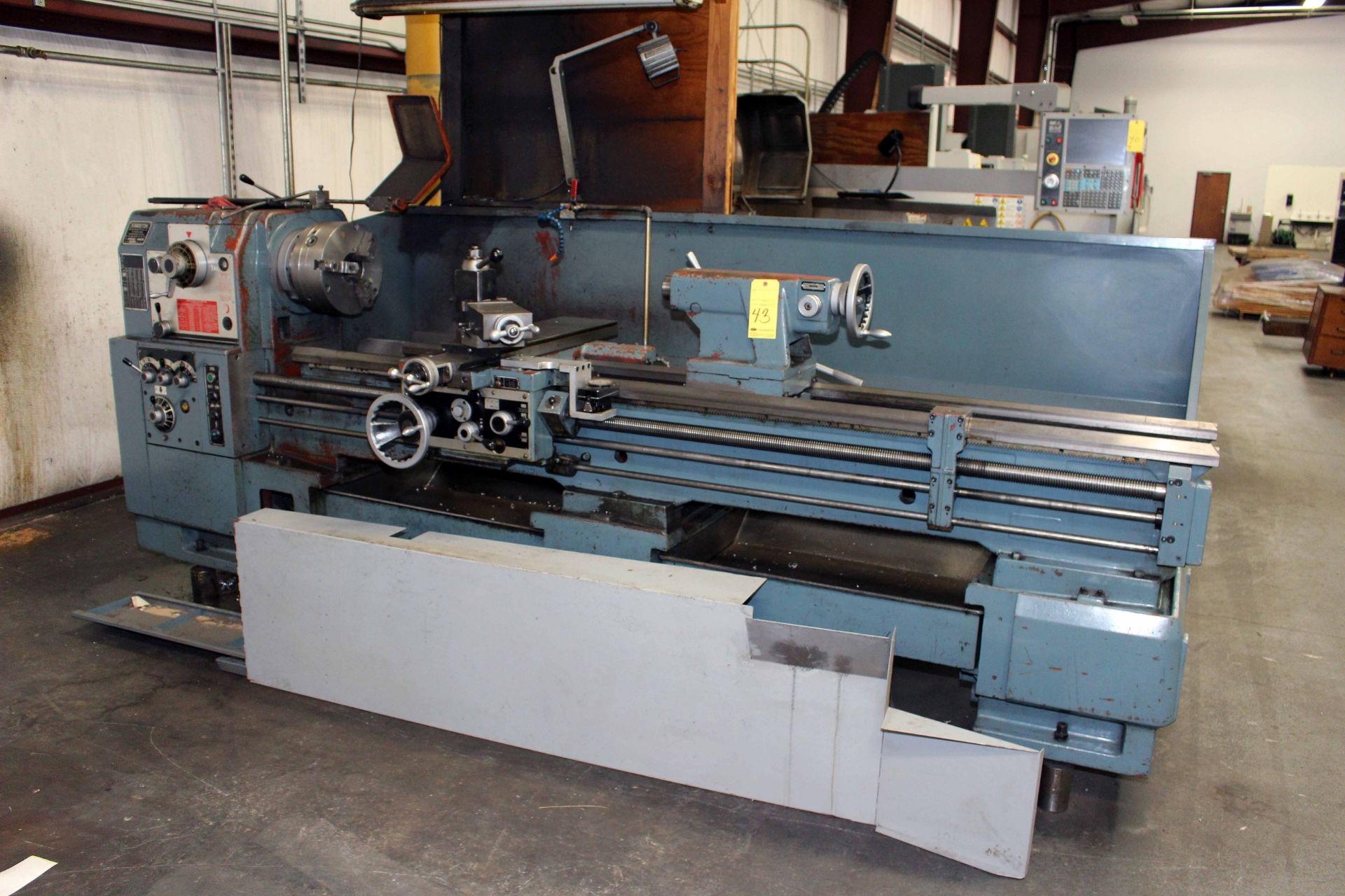 GAP BED ENGINE LATHE, KINGSTON (CHIN HUNG) 22" X 90" MDL. HD2290, new 2005, 4.15" spdl. hole,