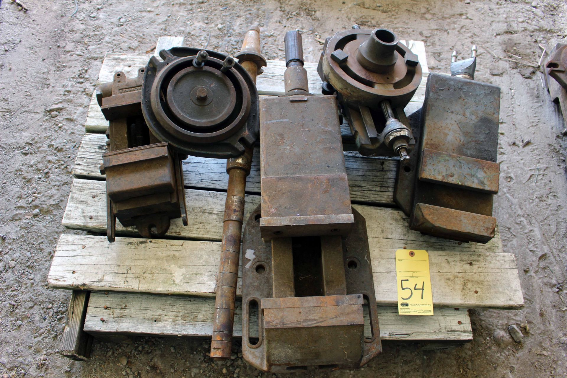 LOT OF MACHINE VISES (on one pallet)