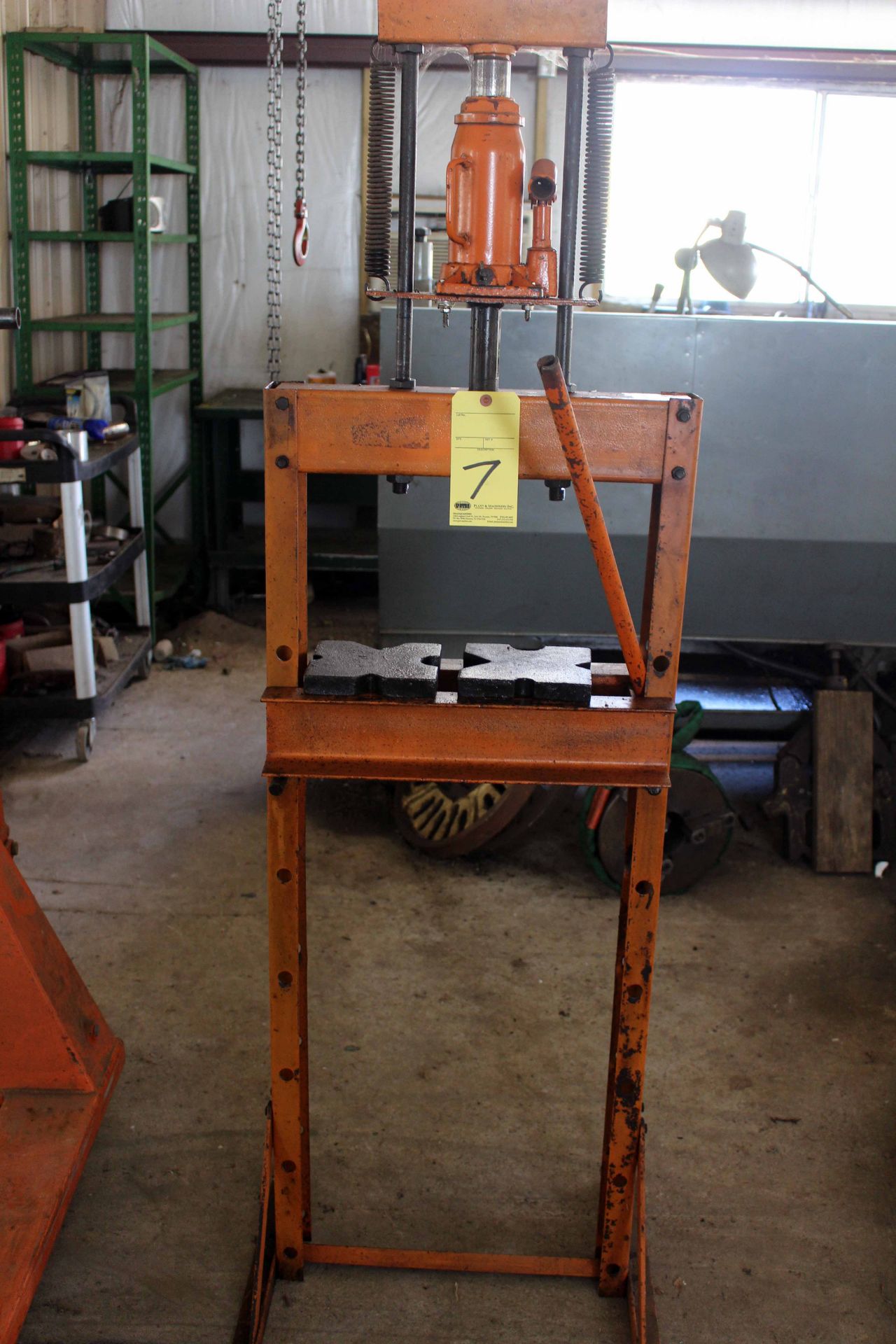 SHOP PRESS, 1/2 T. cap