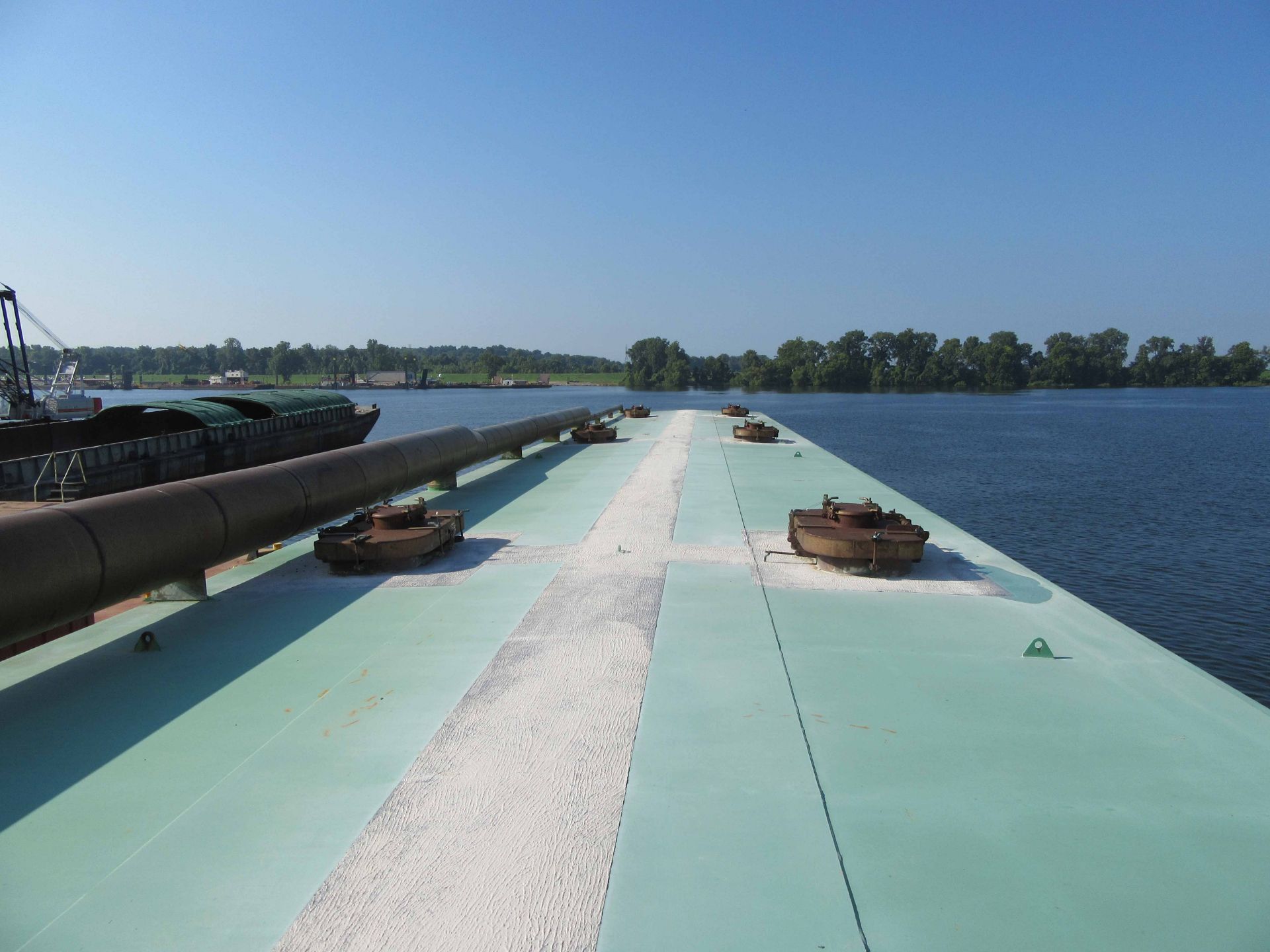 BARGE #NACM98101, (1) USED INDEPENDENT RIVER/SEA GOING TANK BARGE: approximate barge dimensions 200' - Image 7 of 10