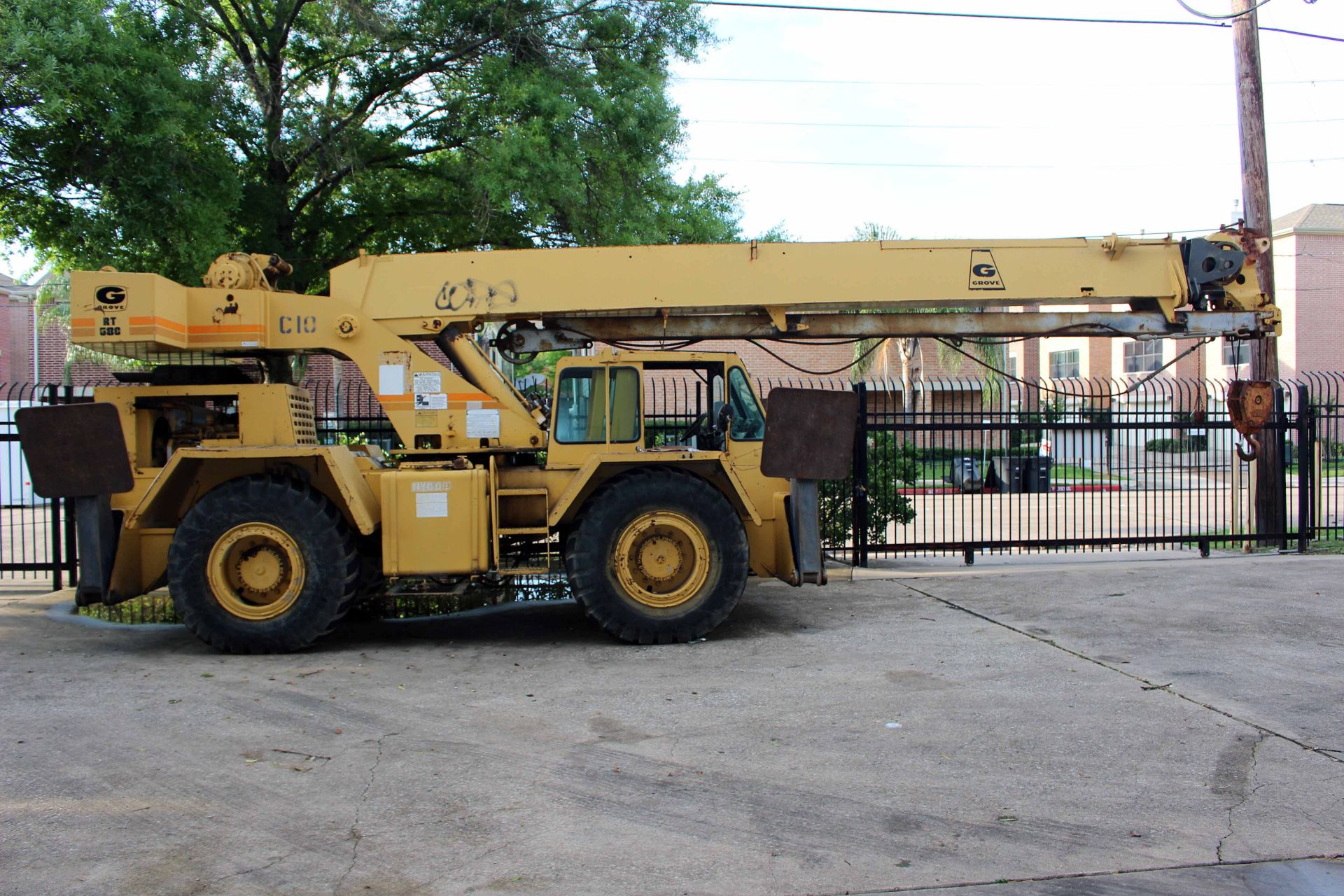 HYDRAULIC ROUGH TERRAIN CRANE, GROVE 18,000 LB. CAP. MDL. RT58C, diesel, 3-section boom, fold-away