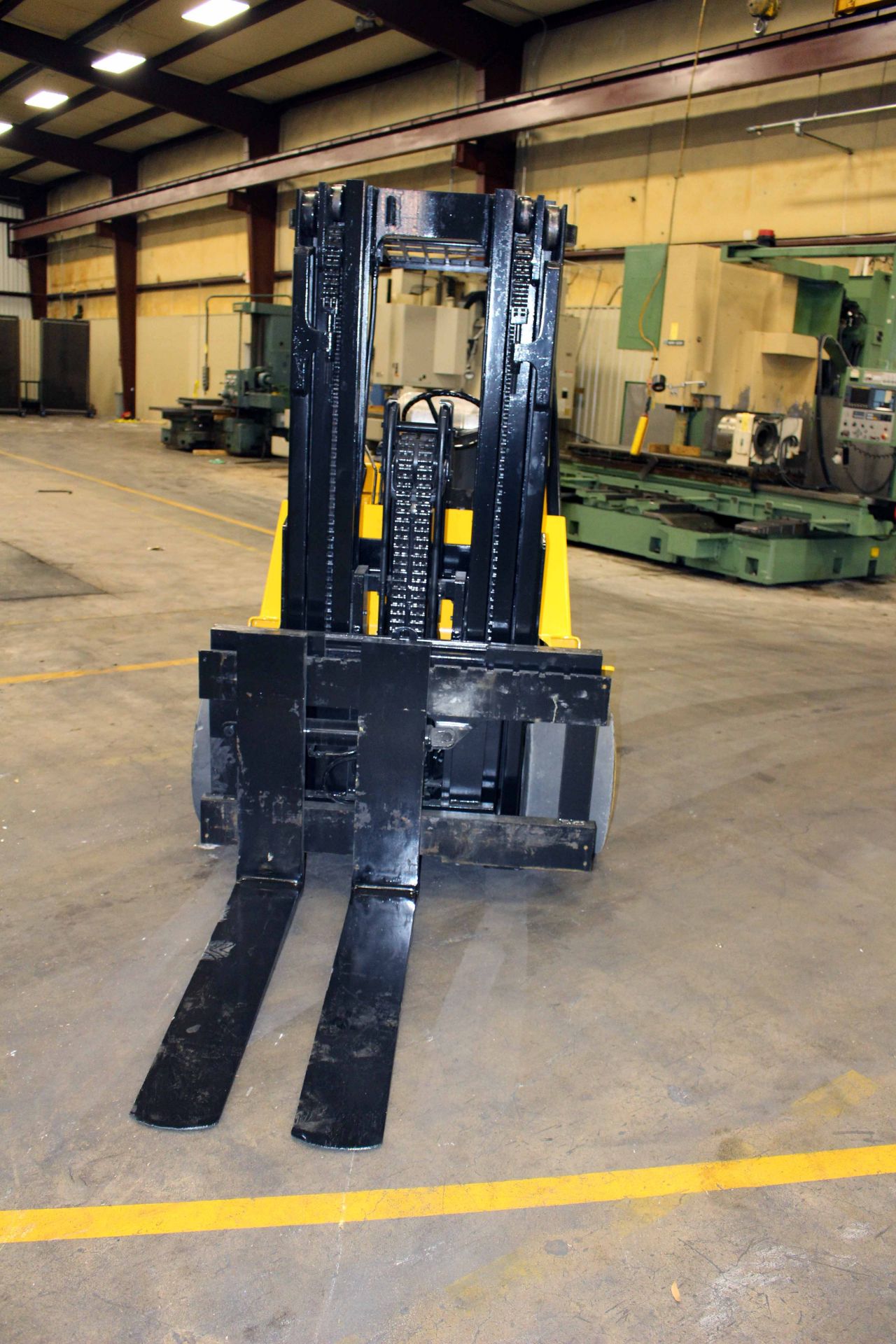 FORKLIFT, HYSTER 12,000 LB. CAP. MDL. S120XL, new 1996, LPG, 83" triple stage mast, 182" lift ht., - Image 2 of 5