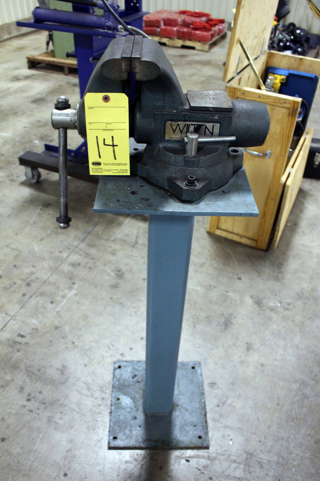 VISE, WILTON, H.D., on pedestal