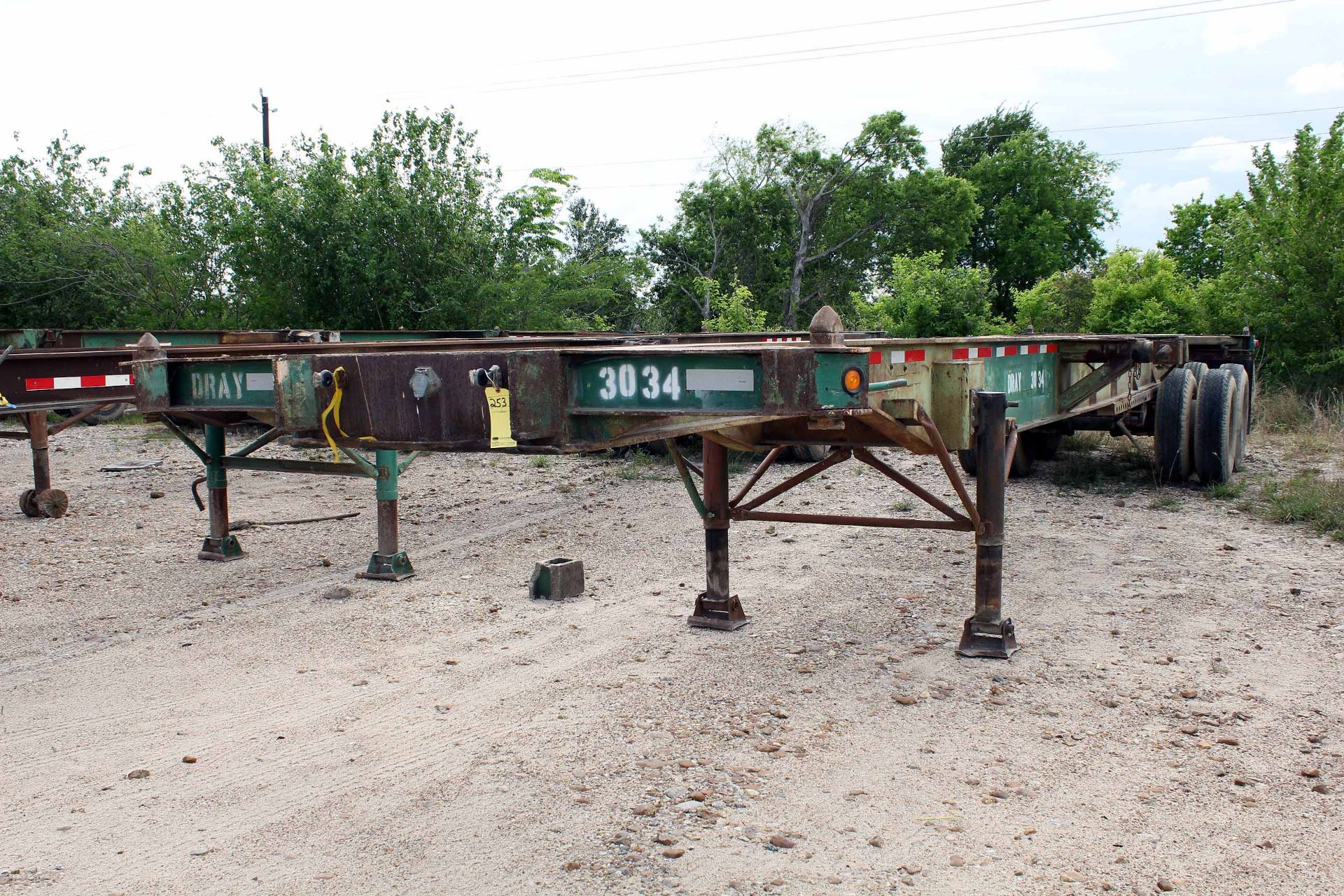 CHASSIS TRAILER, DUNHAM 40', sliding tandem axle, TX Lic. No. 060B517, VIN 472907TC40 (Unit 3034)