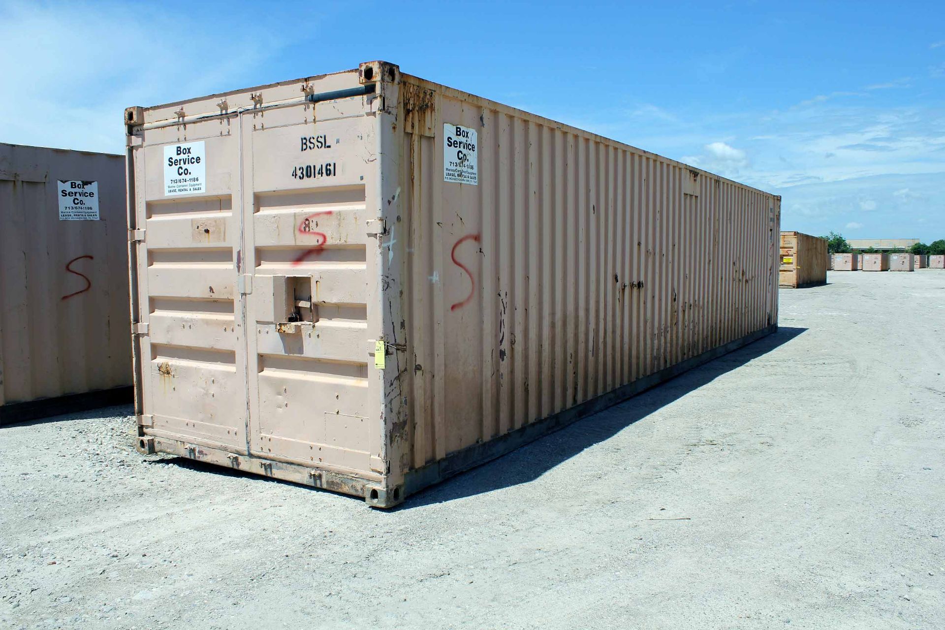 STEEL STORAGE CONTAINER, 40'L. x 96"W. x 8' ht., dbl. swing-out front doors (Unit BSSL4301461)