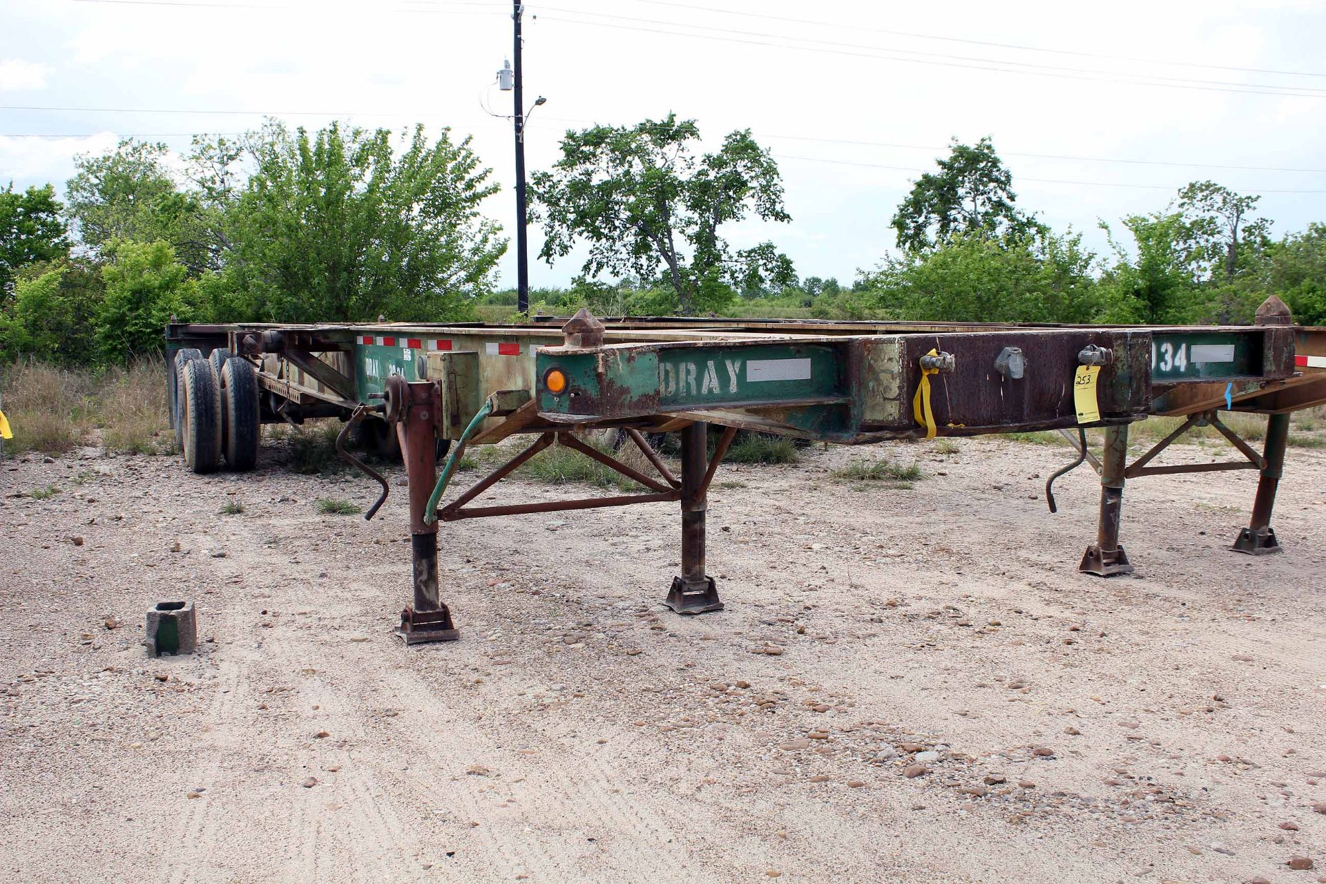 CHASSIS TRAILER, DUNHAM 40', sliding tandem axle, TX Lic. No. 060B517, VIN 472907TC40 (Unit 3034) - Image 2 of 4