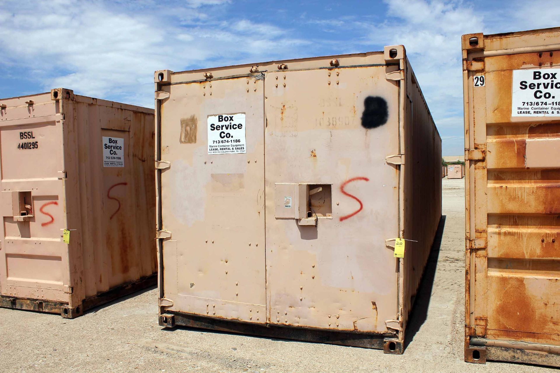 STEEL STORAGE CONTAINER, 40'L. x 96"W. x 8' ht., dbl. swing-out front doors (Unit BSSL4038907)
