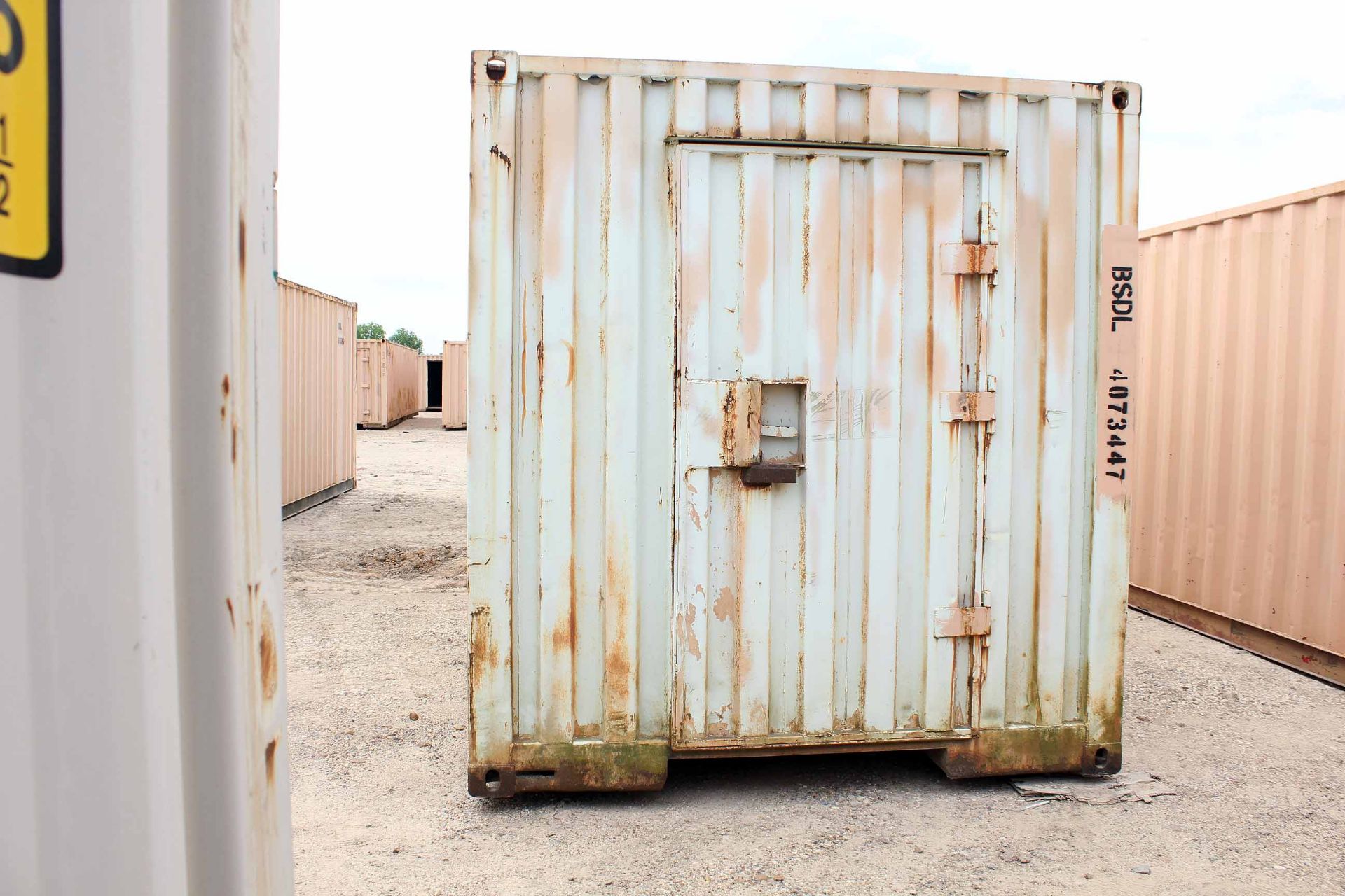STEEL STORAGE CONTAINER, 40'L. x 96"W. x 8' ht., dbl. swing- out rear doors, front man door (Unit - Image 6 of 6