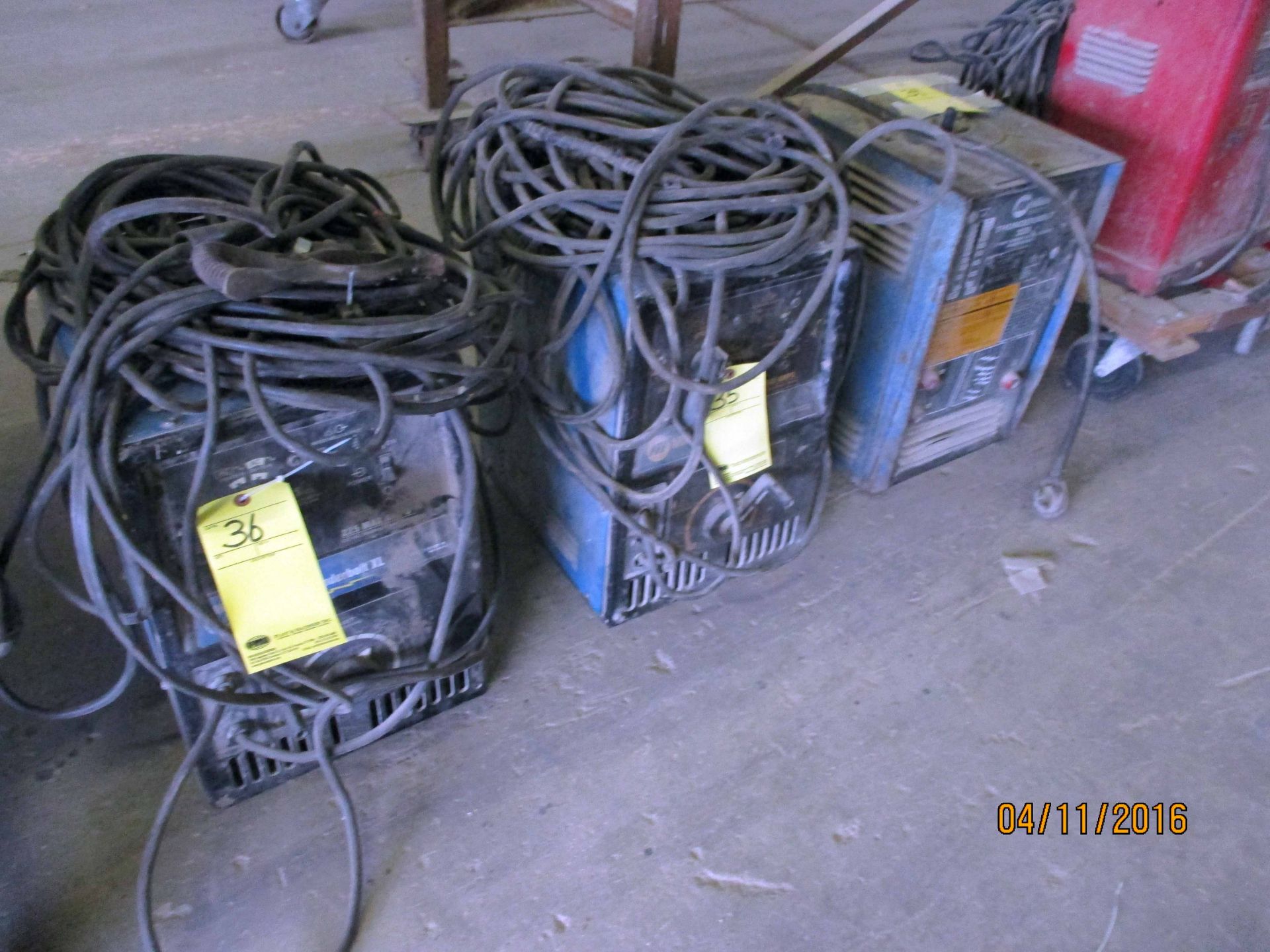 WELDING MACHINE, MILLER THUNDERBOLT XL 225 AMP AC - Image 2 of 2