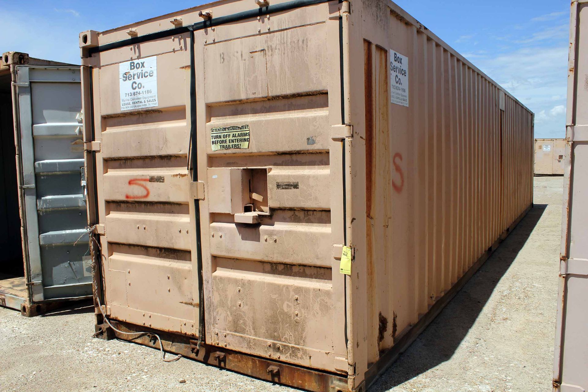 STEEL STORAGE CONTAINER, 40'L. x 96"W. x 8' ht., dbl. swing-out front doors (Unit BSSL4057810)