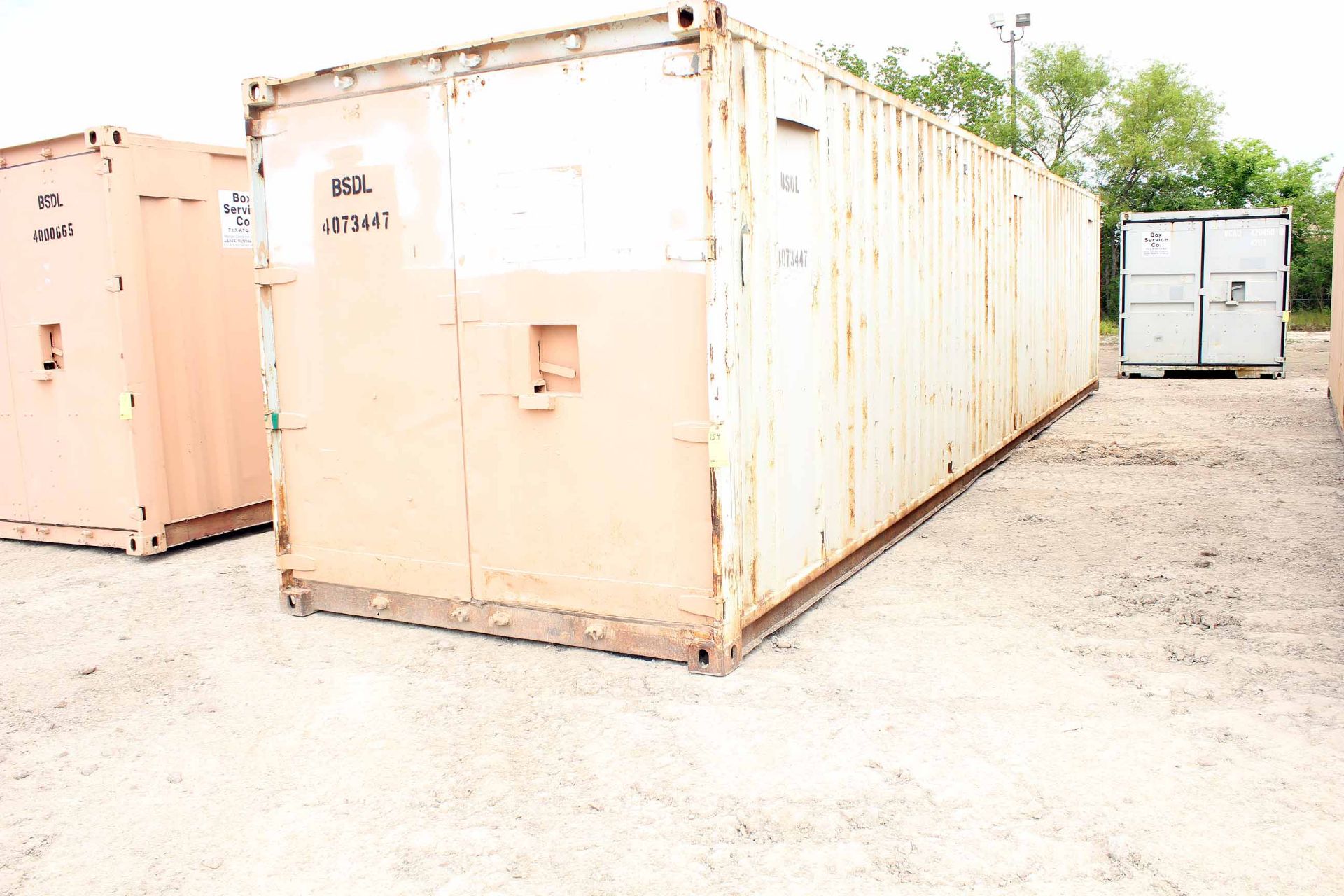 STEEL STORAGE CONTAINER, 40'L. x 96"W. x 8' ht., dbl. swing- out rear doors, front man door (Unit - Image 2 of 6