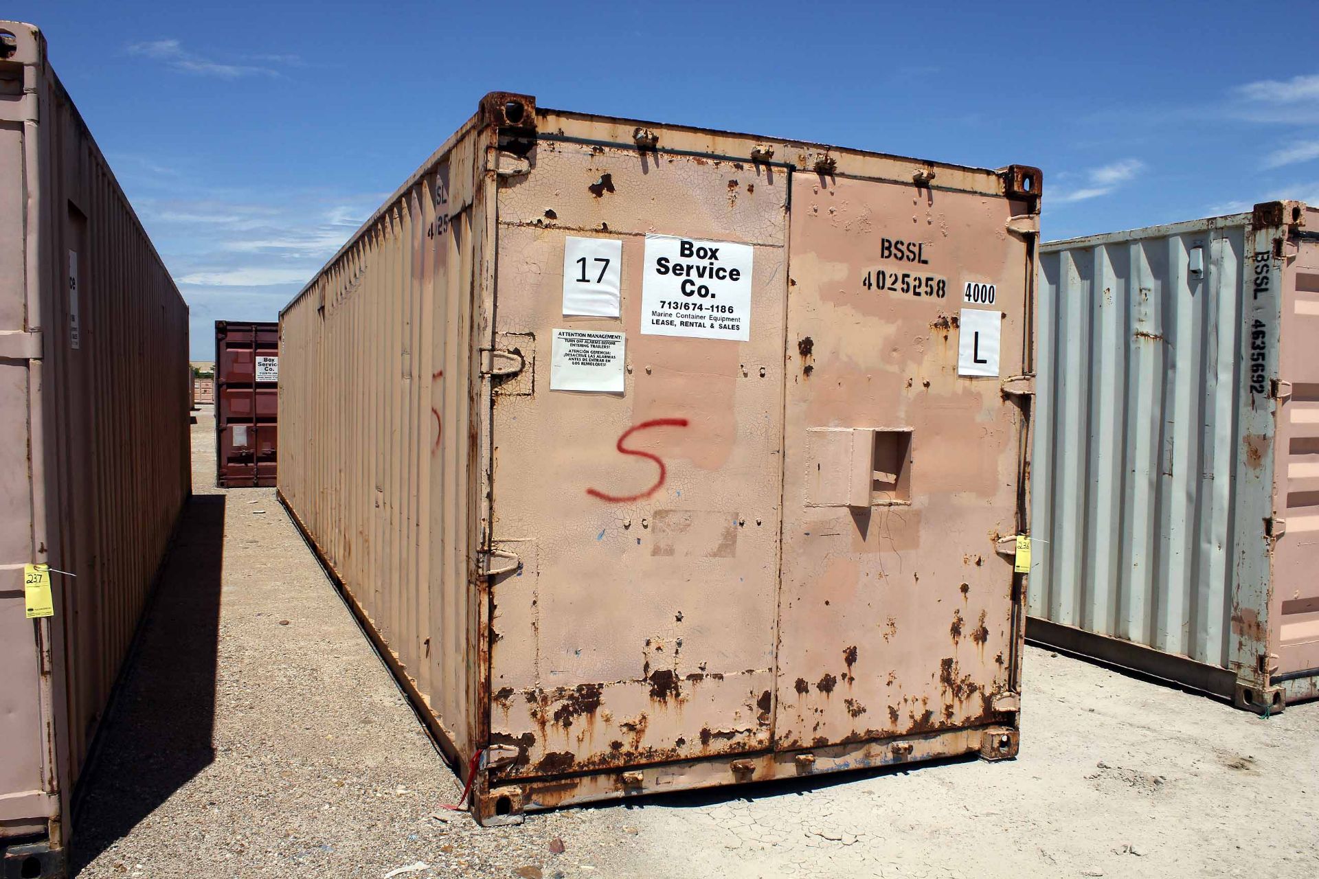 STEEL STORAGE CONTAINER, 40'L. x 96"W. x 8' ht., dbl. swing-out front doors (Unit BSSL4025258) - Image 2 of 4
