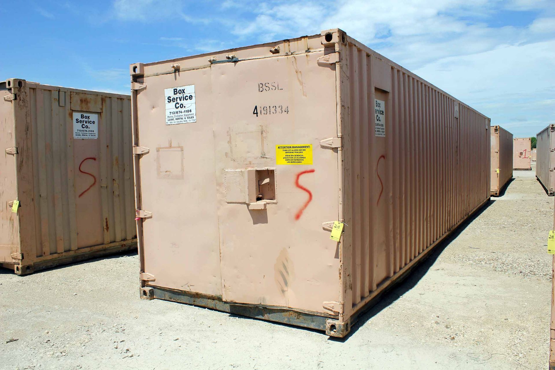 STEEL STORAGE CONTAINER, 40'L. x 96"W. x 8' ht., dbl. swing-out front doors (Unit BSSL4191334)