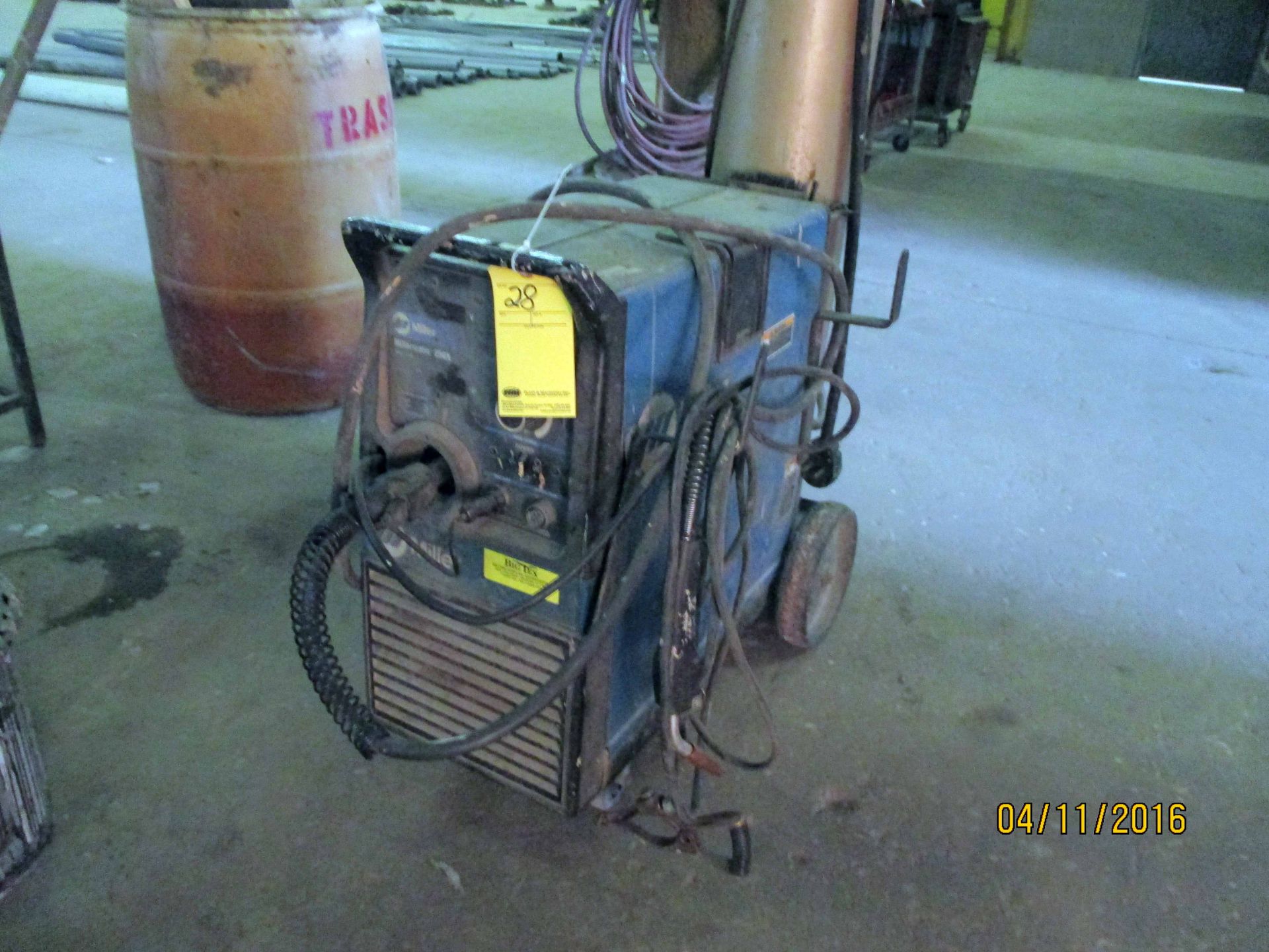 MIG WELDER, MILLER MILLERMATIC MDL. 250X, new 2001, 250 amp, built-in wire feeder, S/N LB125881 - Image 2 of 3