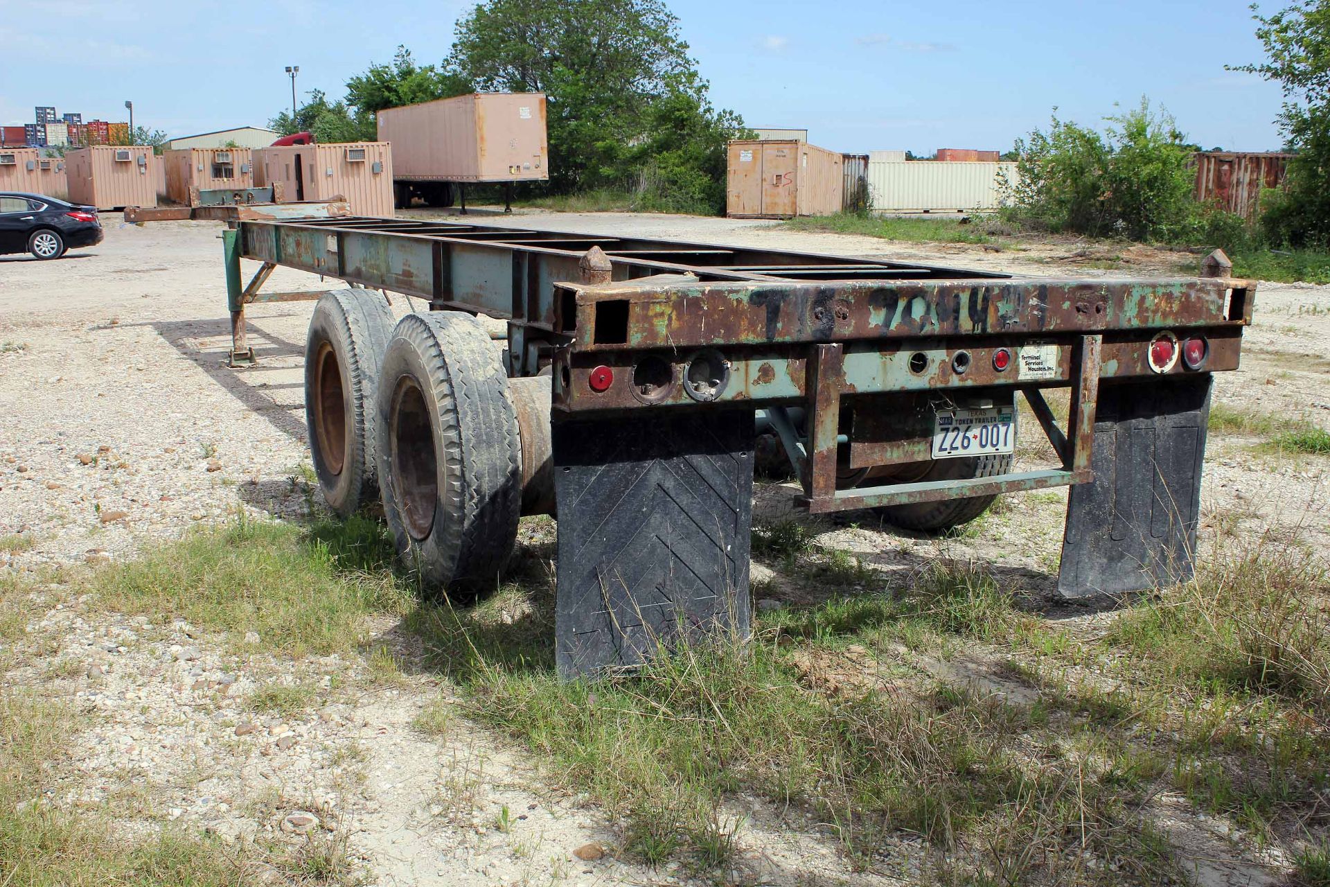 CHASSIS TRAILER, GINDY 40' MDL. CH240SG03, TX License No. Z26007, VIN 107539L - Image 3 of 3