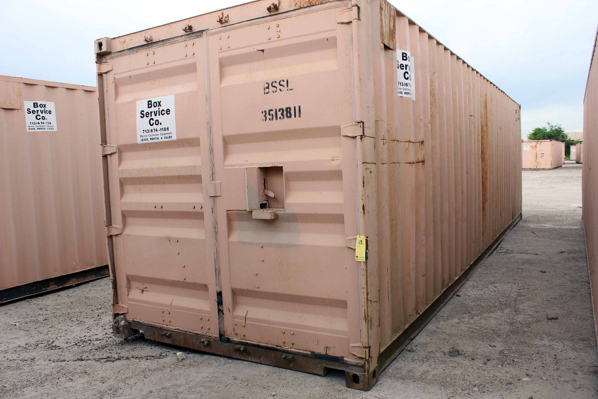 STEEL STORAGE CONTAINER, 30'L. x 96"W. x 8' ht., dbl. swing-out rear doors (Unit BSSL3513811)