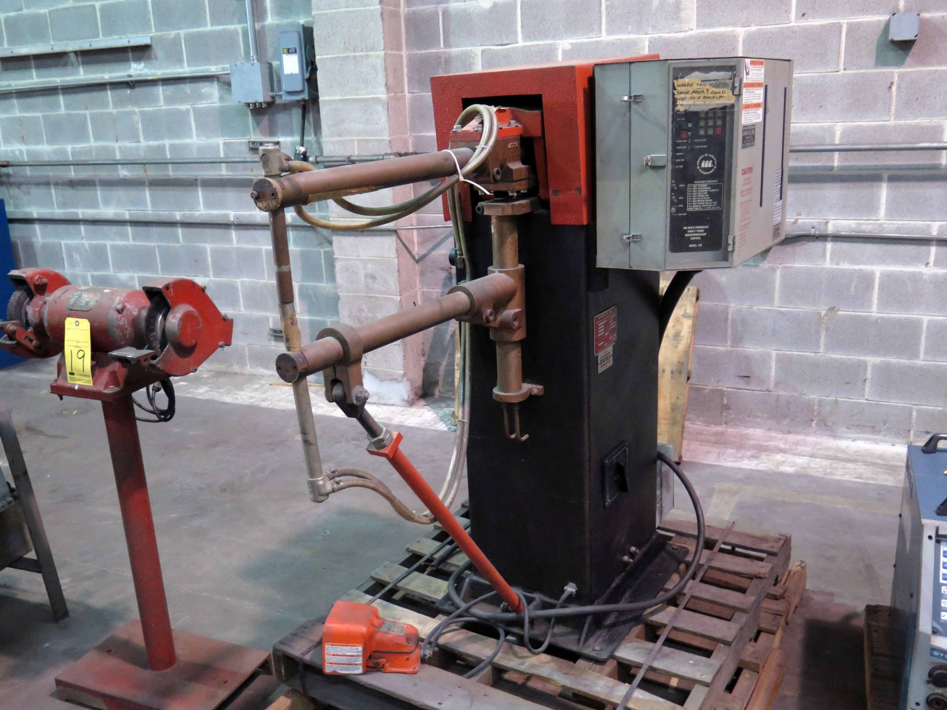 SPOT WELDER, JANDA MDL. R1-40-24R, 24" throat depth, 40 KVA, air operated, foot pedal control,