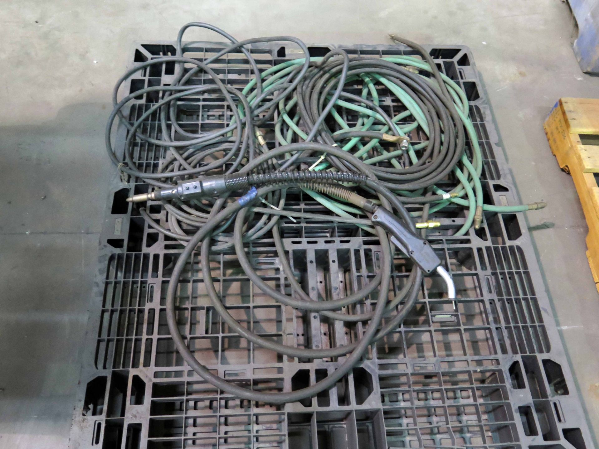 LOT CONSISTING OF: welding leads, hoses & guns (on one pallet)