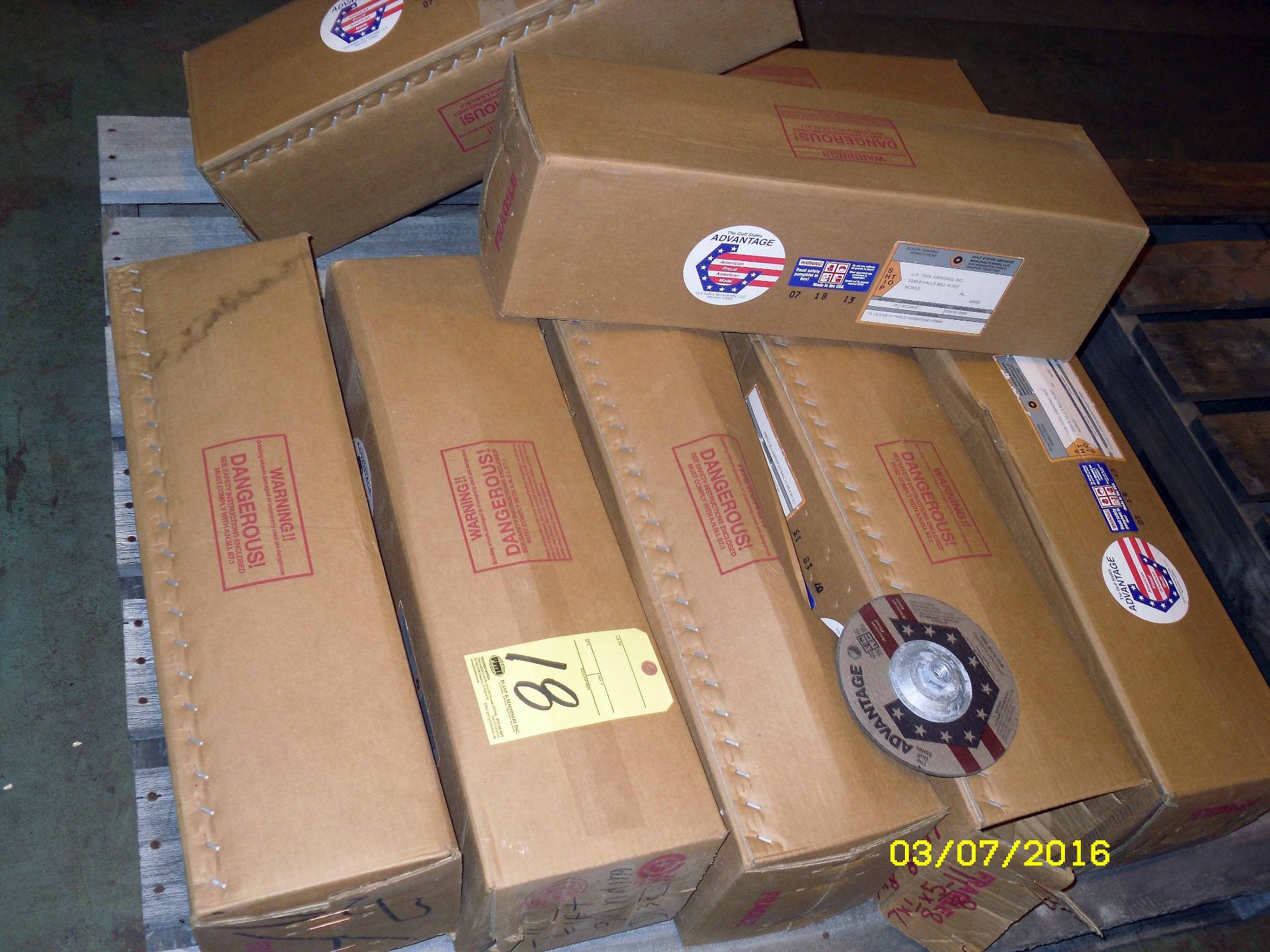 LOT OF GRINDING WHEELS, assorted