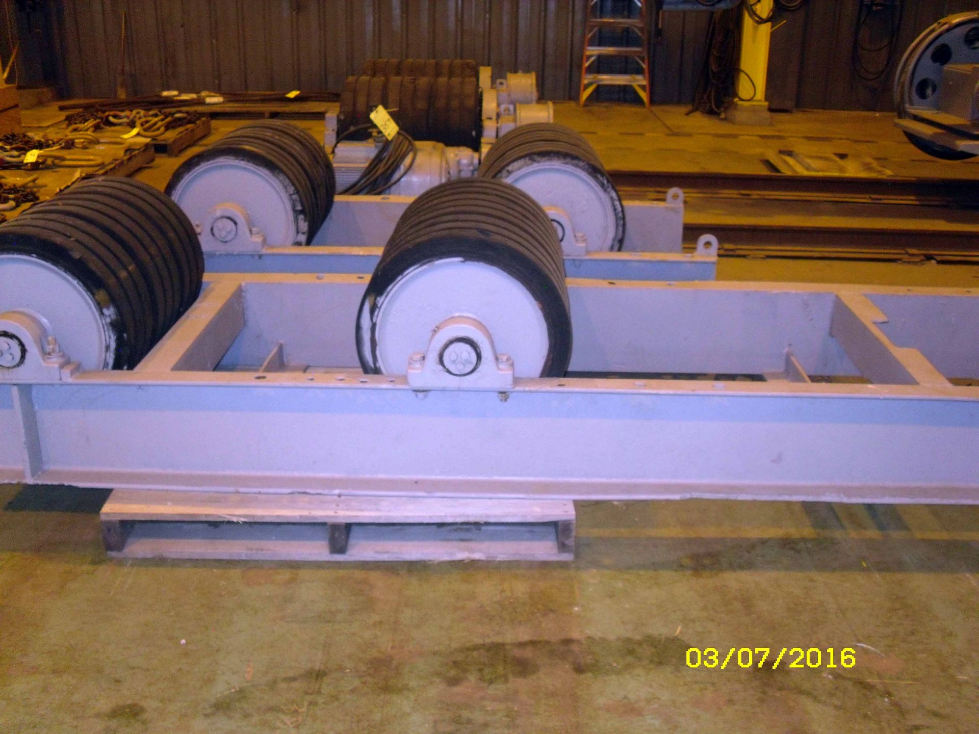 POWER TURNING ROLL SET, REEDCO APPROX. 90 T. CAP., triple 10"W. x 21" dia. rubber tires, variable - Image 2 of 2