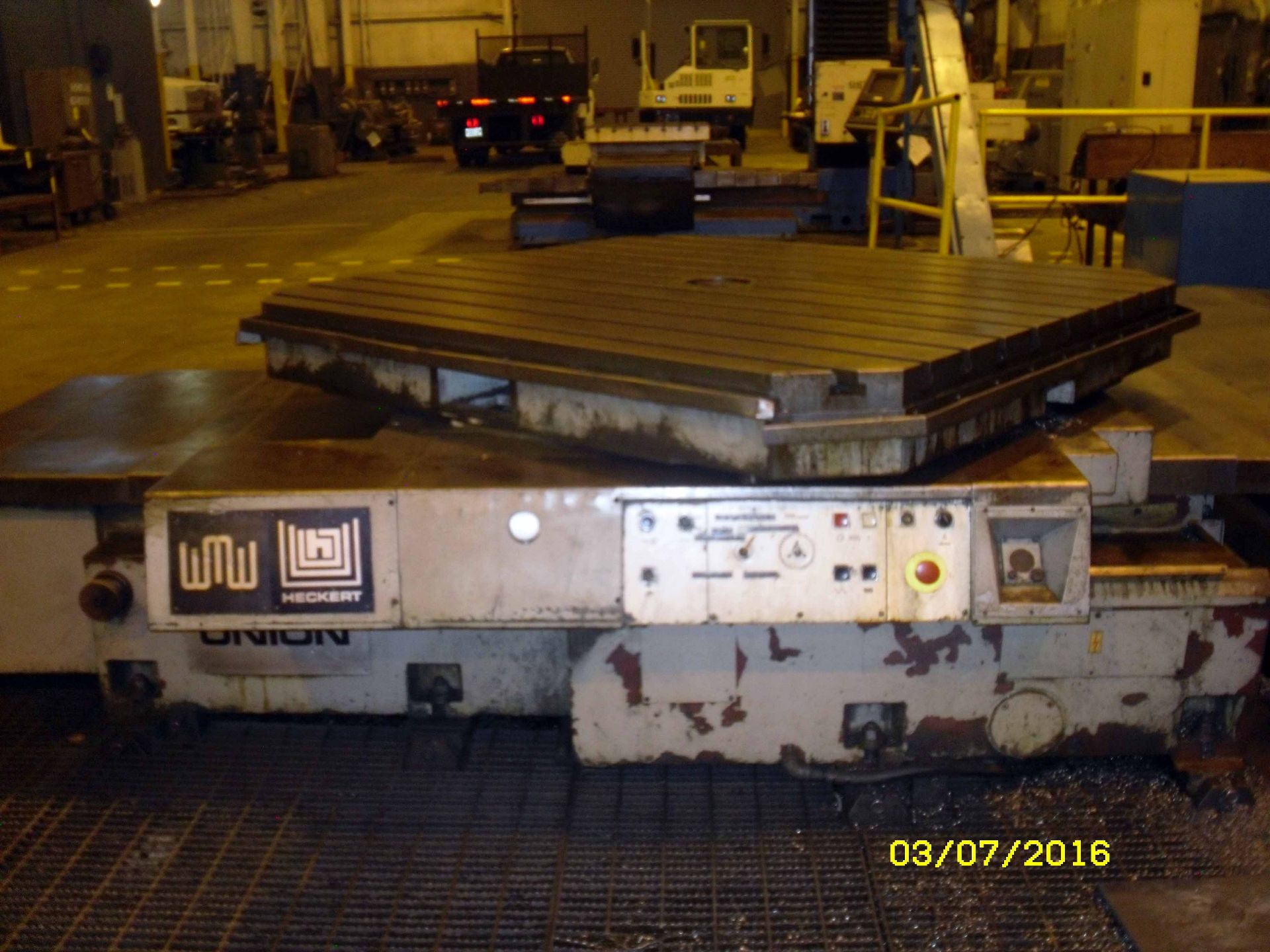 CROSSLIDING POWER ROTARY TABLE, WMW UNION, 78.8" x 70.8" table, approx. 60" table cross travel, 6 kW - Image 2 of 2