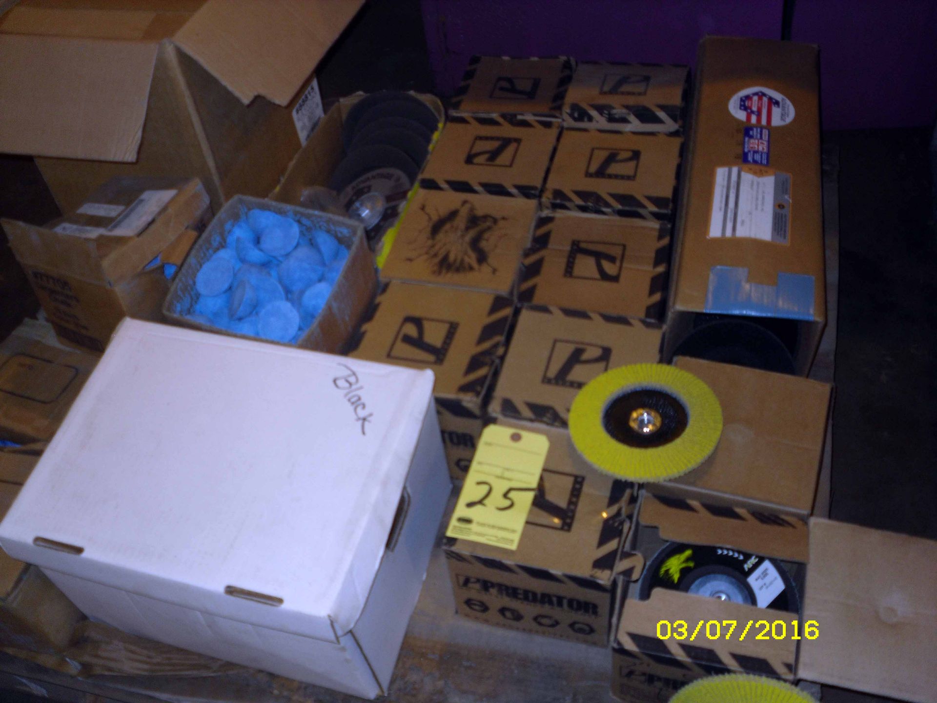 LOT CONSISTING OF: grinding wheels & chalk, assorted