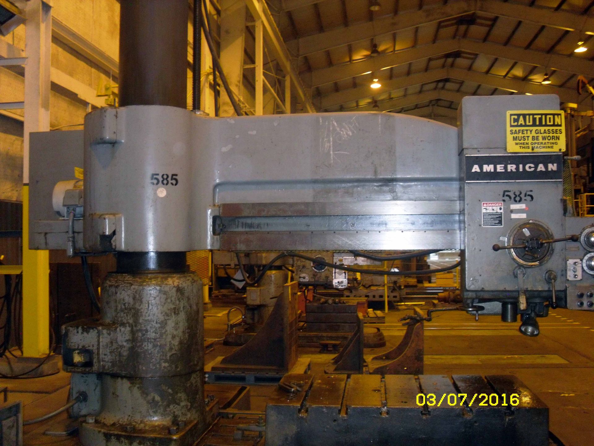 RADIAL ARM DRILL, AMERICAN 7' X 19", spds: 20-1600 RPM, #6 MT spdl., pwr. head traverse & - Image 2 of 3