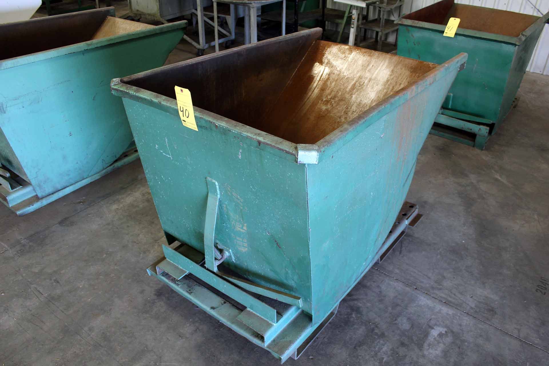 SELF-DUMPING HOPPER