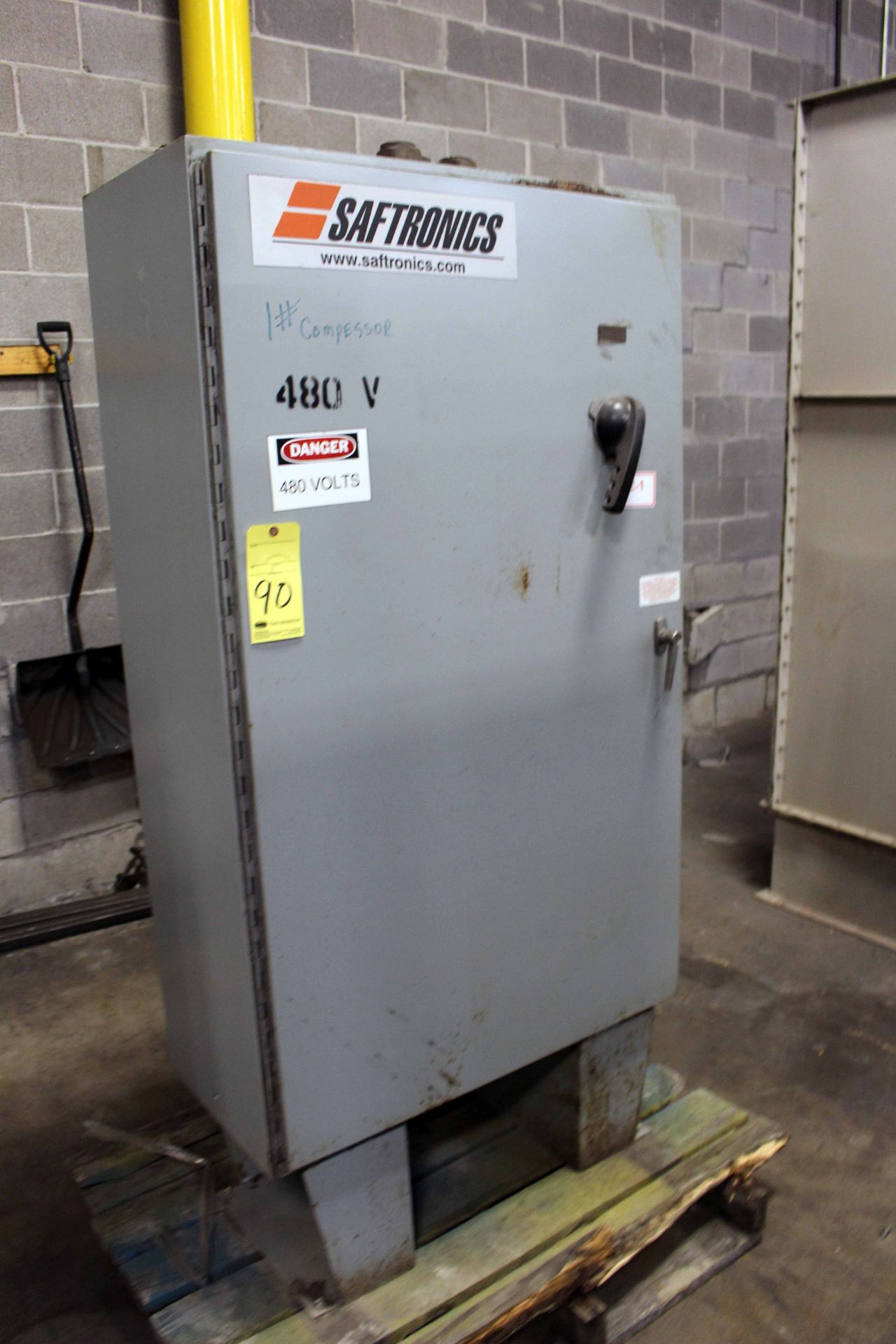 POWER STARTER, SAFETRONICS MDL. 2033941, 50-60 Hz in/out, 420 amps in/0-420 amps out, 350 HP, S/N