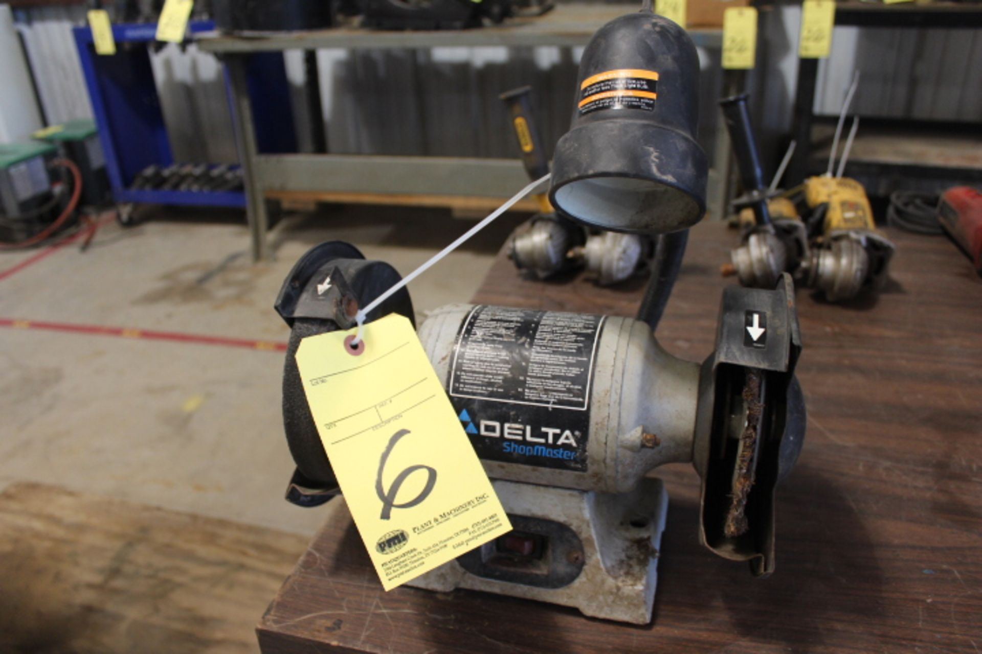 BENCH GRINDER, DELTA SHOPMASTER 6"