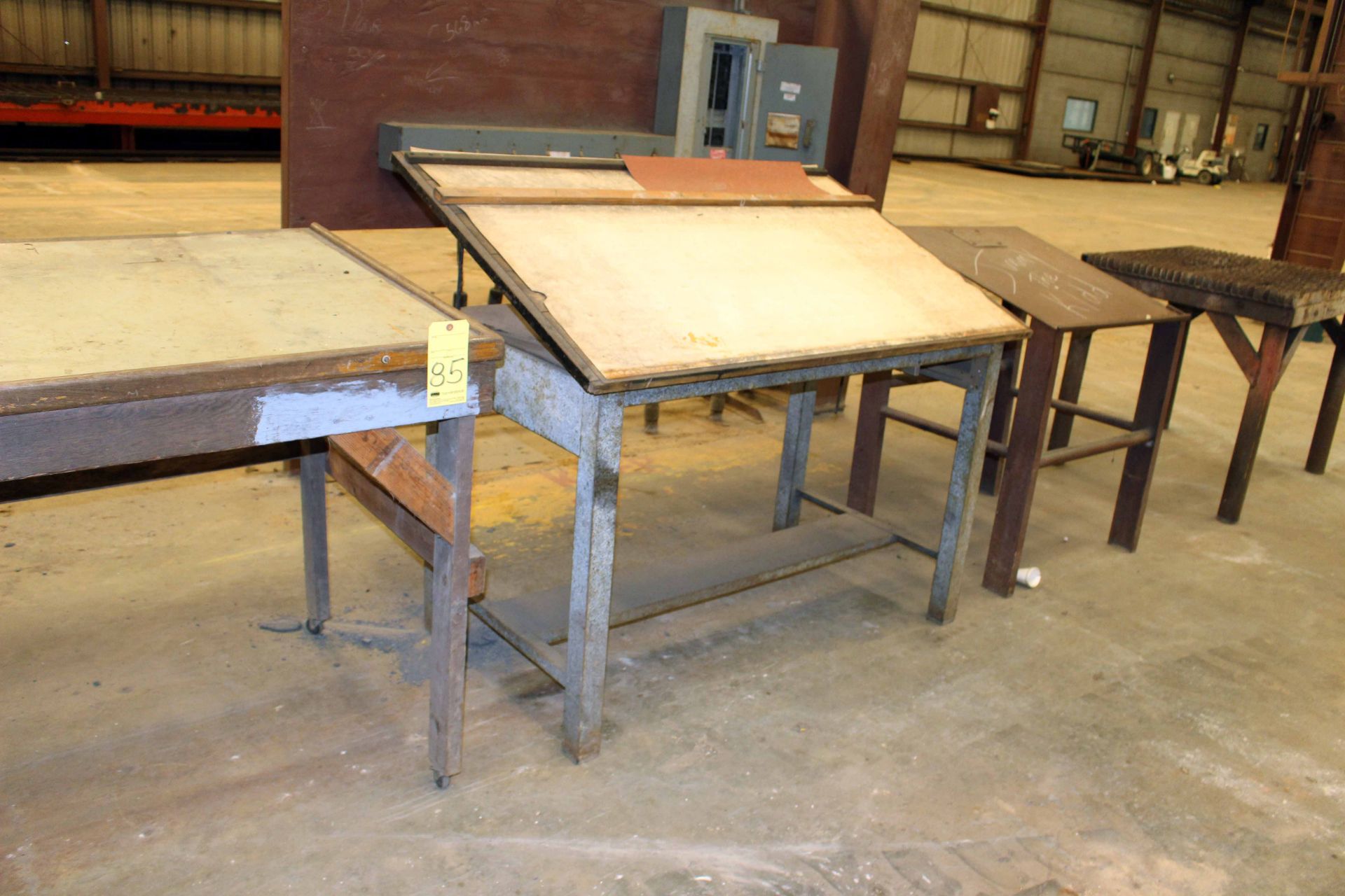 LOT OF TABLES: drafting & foreman's