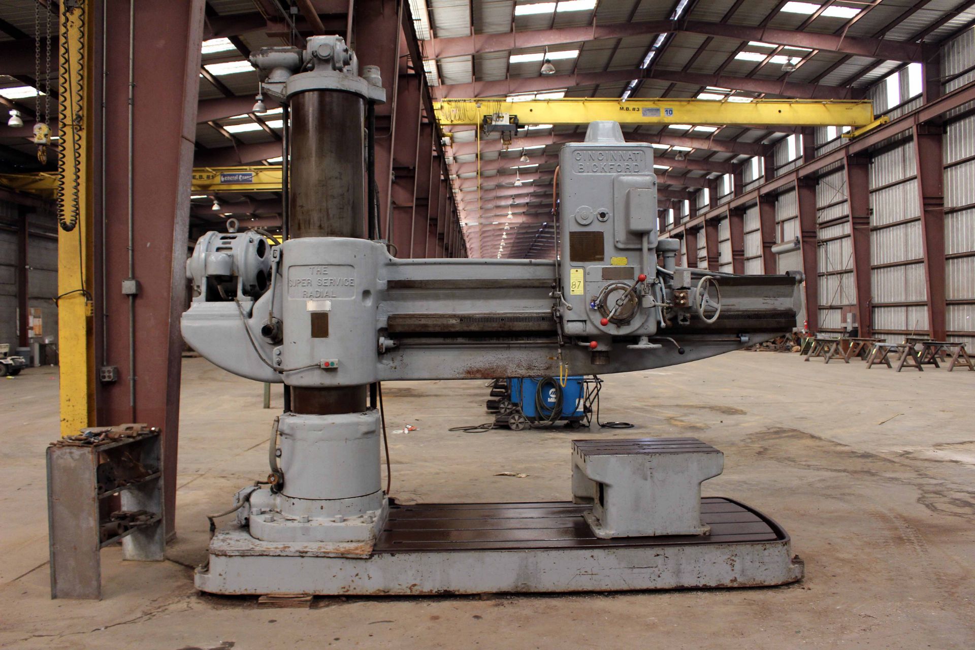 RADIAL ARM DRILL, CINCINNATI BICKFORD 8' X 19", spds: 16-1004 RPM, #5 MT spdl., pwr. elevation &