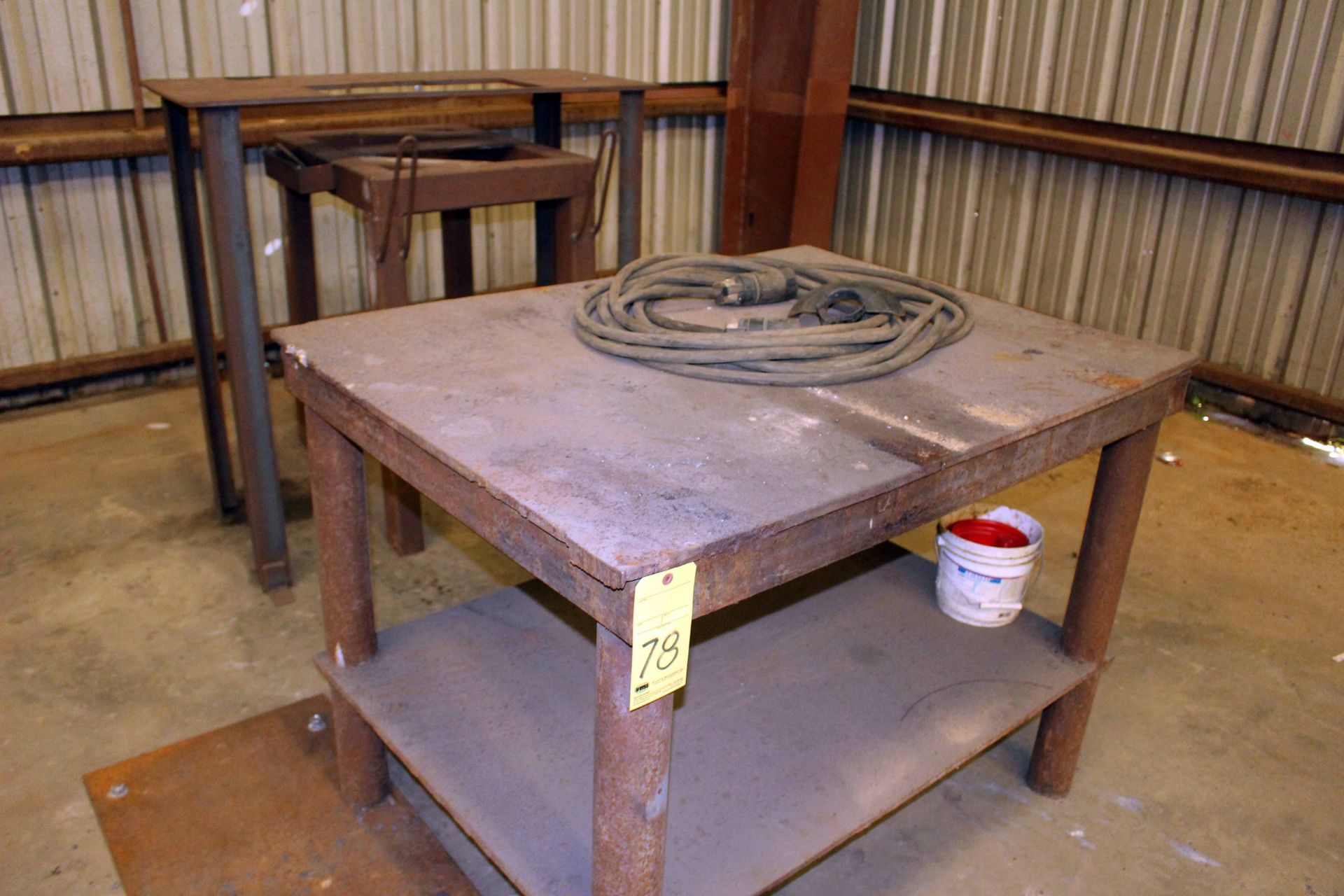 LOT OF METAL TABLES, H.D.