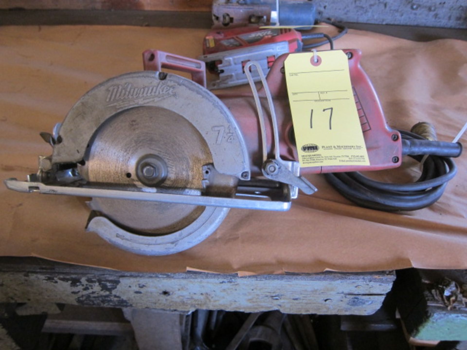 CIRCULAR SAW, MILWAUKEE 7 1/4"