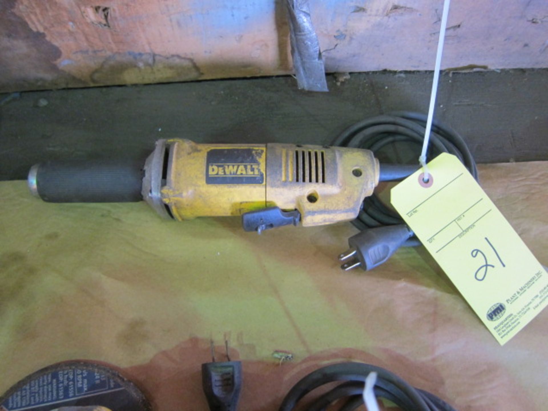 DIE GRINDER, DEWALT 1-1/2"