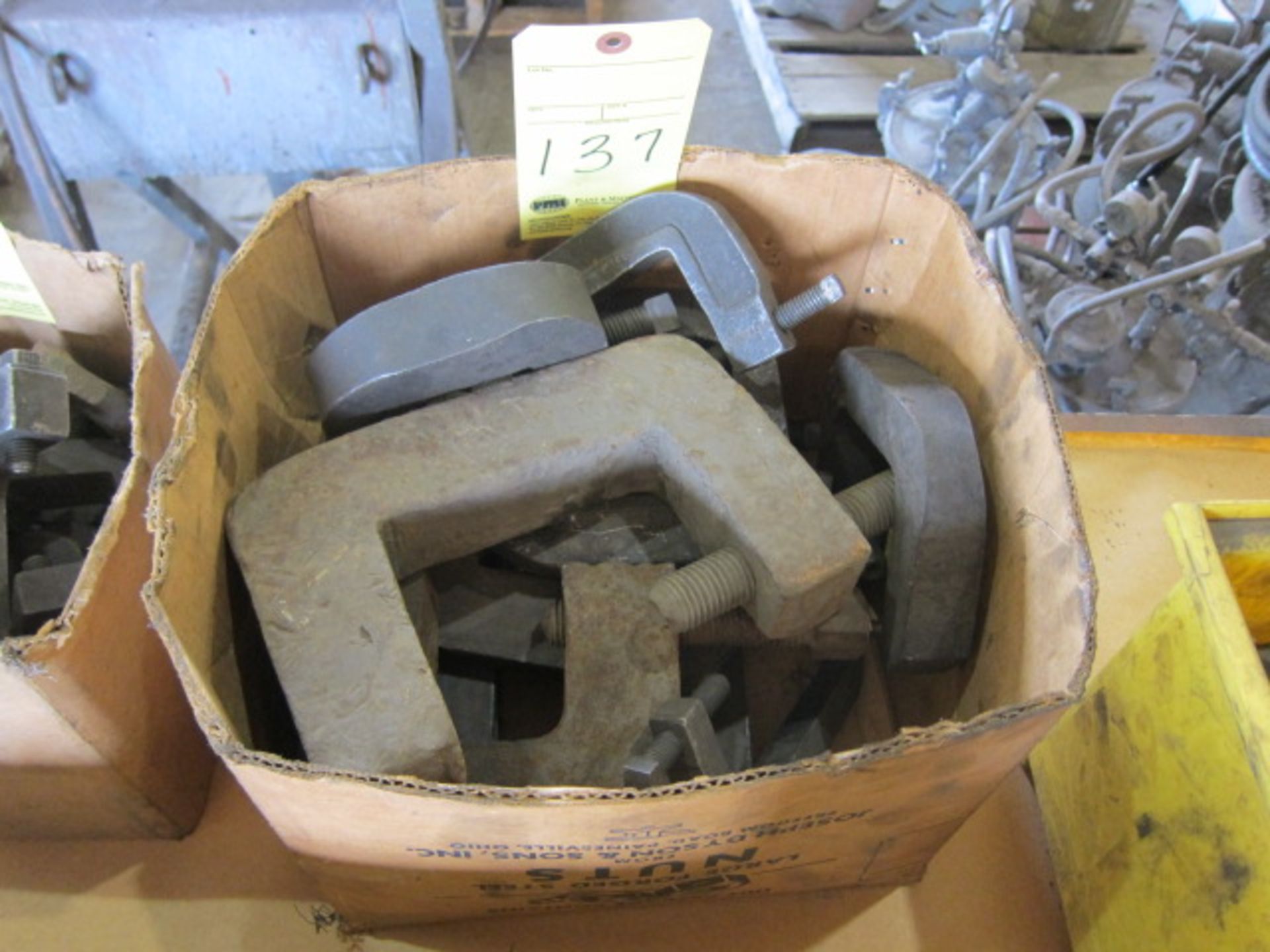 LOT OF LIFTING CLAMPS, assorted (in one box)